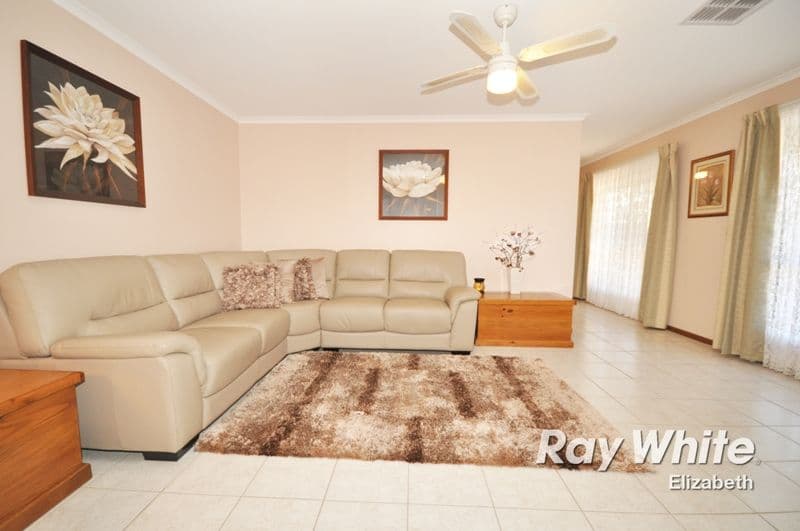 70 Quondong Avenue, PARAFIELD GARDENS SA 5107, Parafield Gardens - Thumbnail 3
