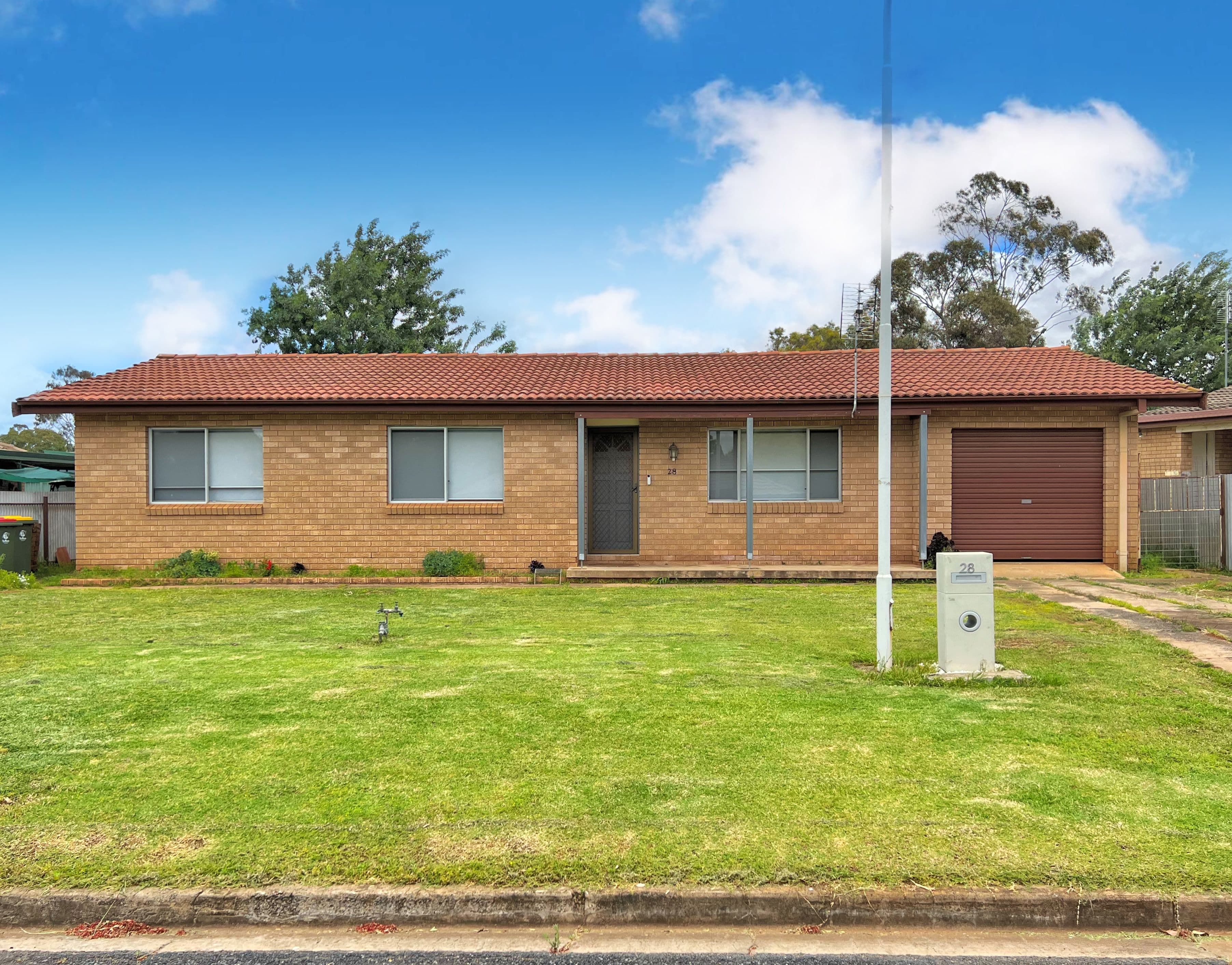 28 Coolabah Street, Forbes NSW 2871, Forbes - Image 1