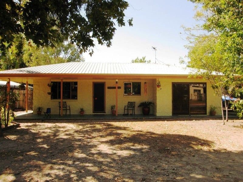 9 Blacksmith Street, SLADE POINT QLD 4740, Slade Point - Image 1