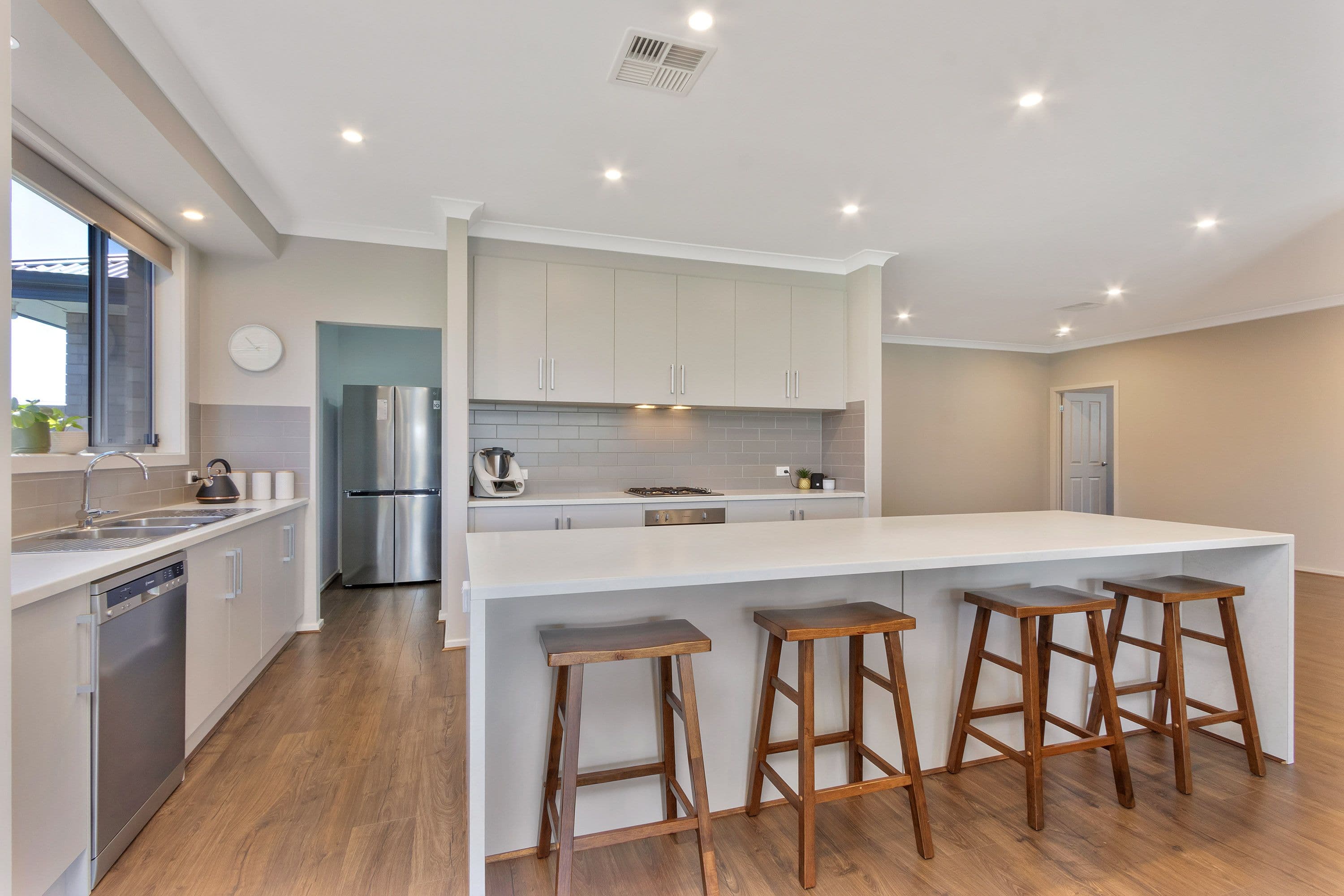 83 The Parkway, Nuriootpa SA 5355, Nuriootpa - Thumbnail 8