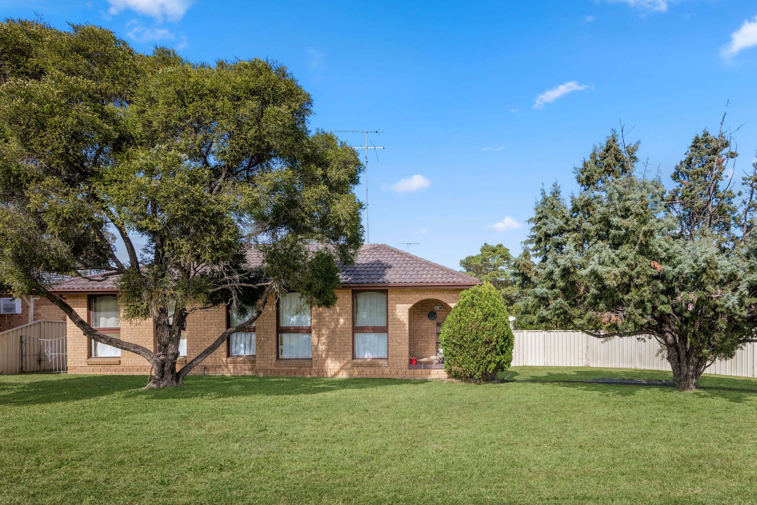 28 Oberon Crescent, South Penrith NSW 2750, South Penrith - Image 1