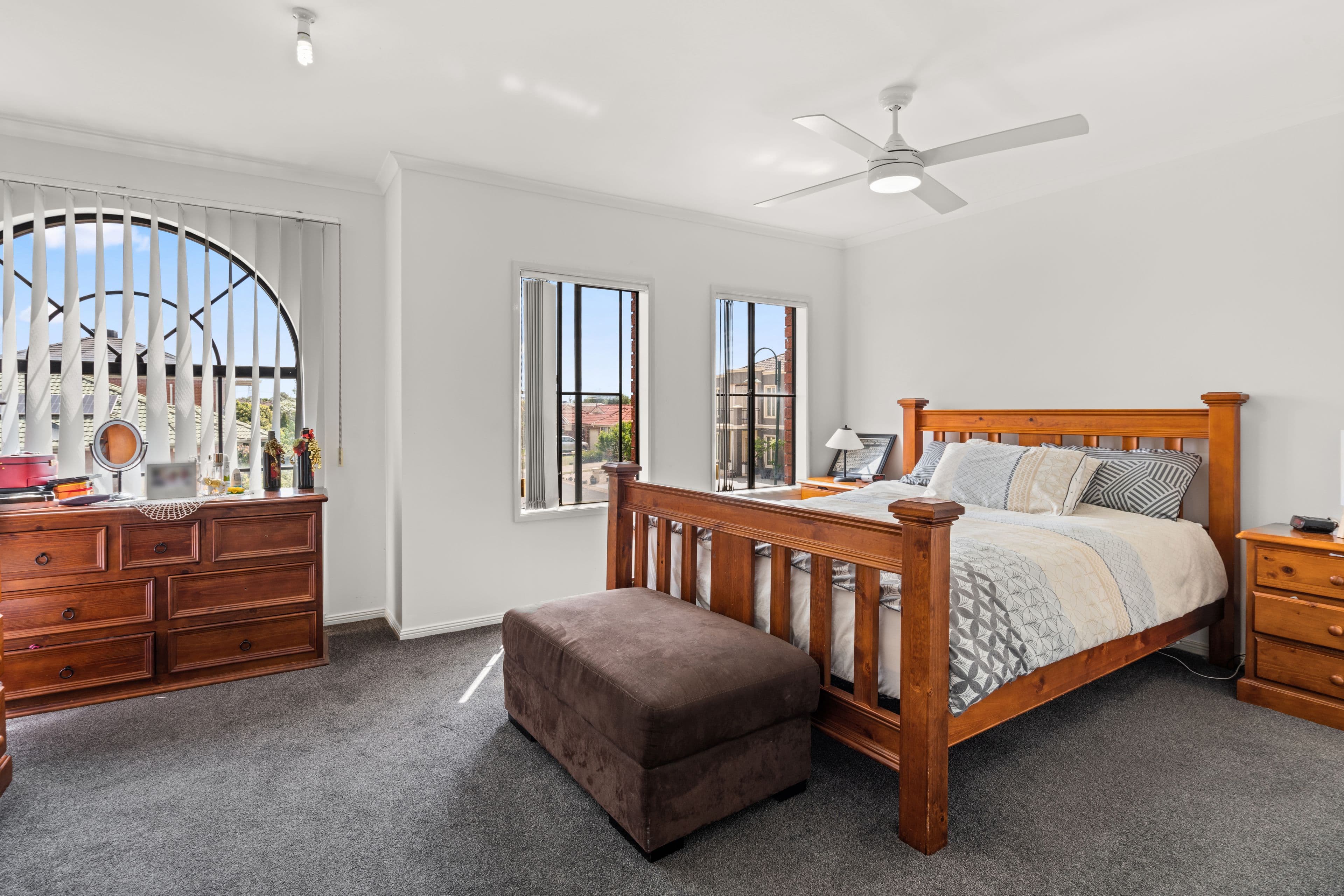 7 Hammersley Place, Caroline Springs VIC 3023, Caroline Springs - Thumbnail 5