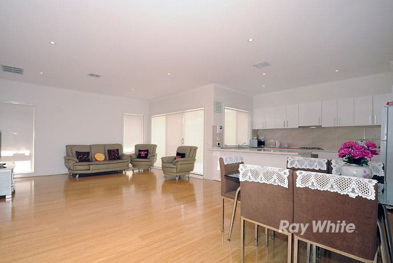 36 Kathryn Road, Knoxfield VIC 3180, Knoxfield - Thumbnail 2