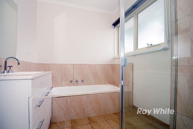 36 Kathryn Road, Knoxfield VIC 3180, Knoxfield - Thumbnail 5