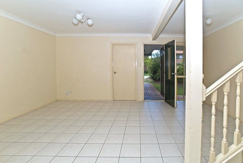 23 Tristan Court, BENOWA QLD 4217, Benowa - Thumbnail 3