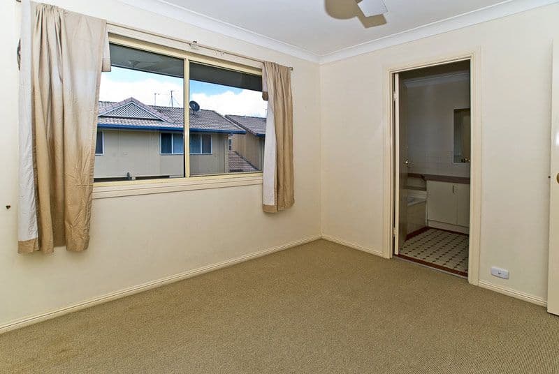 23 Tristan Court, BENOWA QLD 4217, Benowa - Thumbnail 4