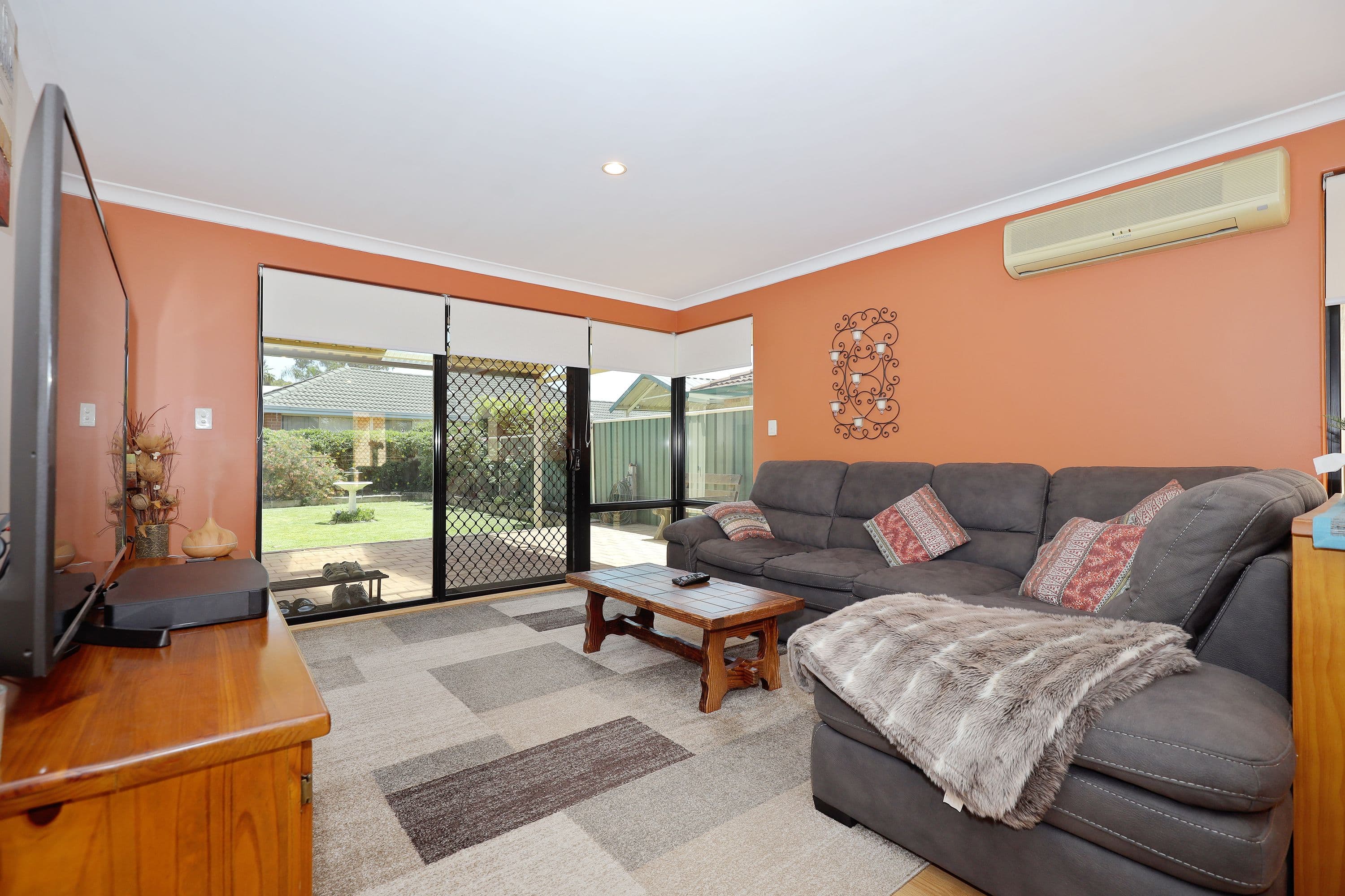 16 Greygum Rise, Kenwick WA 6107, Kenwick - Thumbnail 2