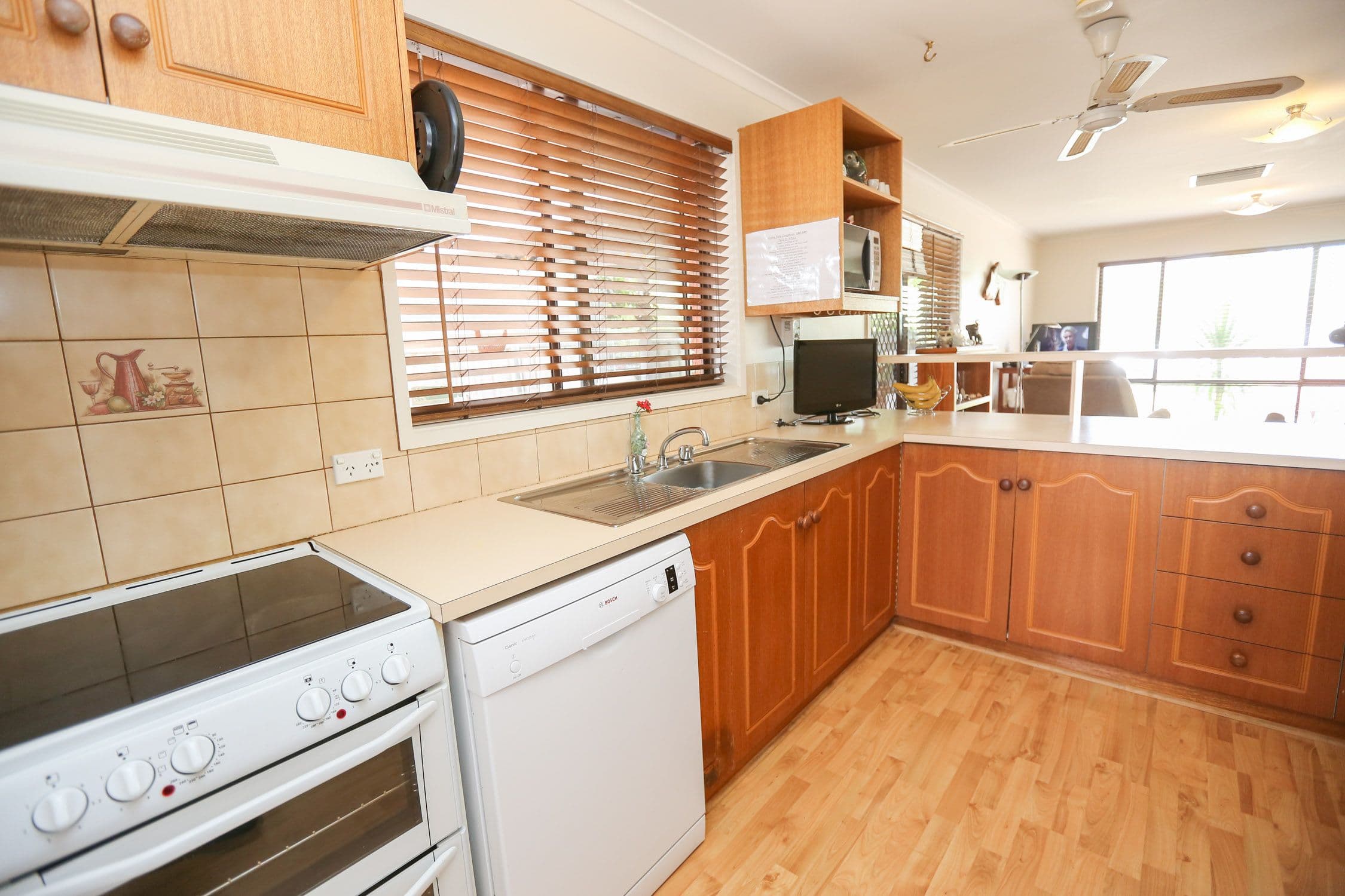 916 Fourteenth Street, MILDURA VIC 3500, Mildura - Thumbnail 4