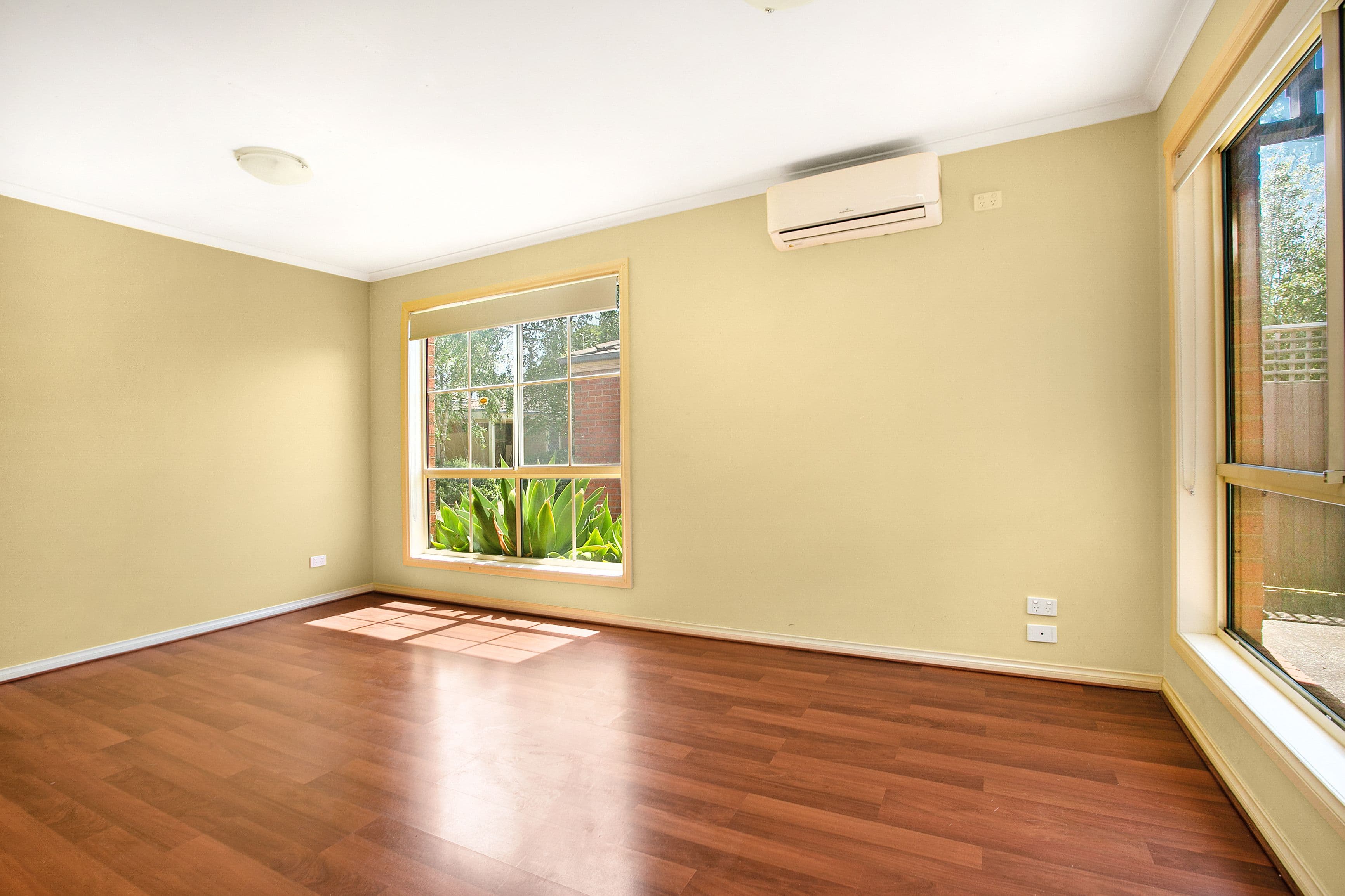 9-11 Newton Street, Thomastown VIC 3074, Thomastown - Thumbnail 4