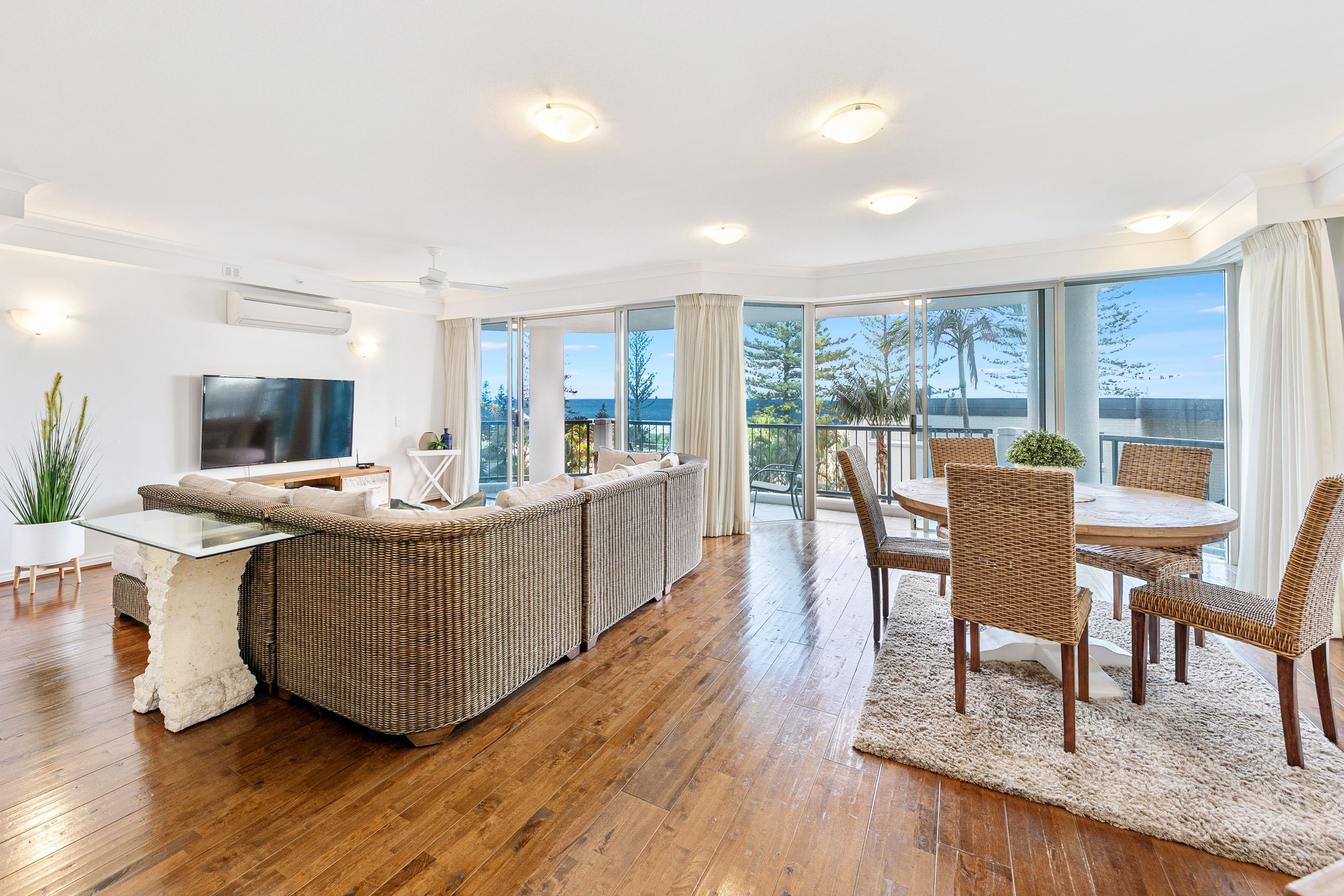 73 Oceana on Broadbeach 100 Old Burleigh Road, Broadbeach QLD 4218, Broadbeach - Thumbnail 4