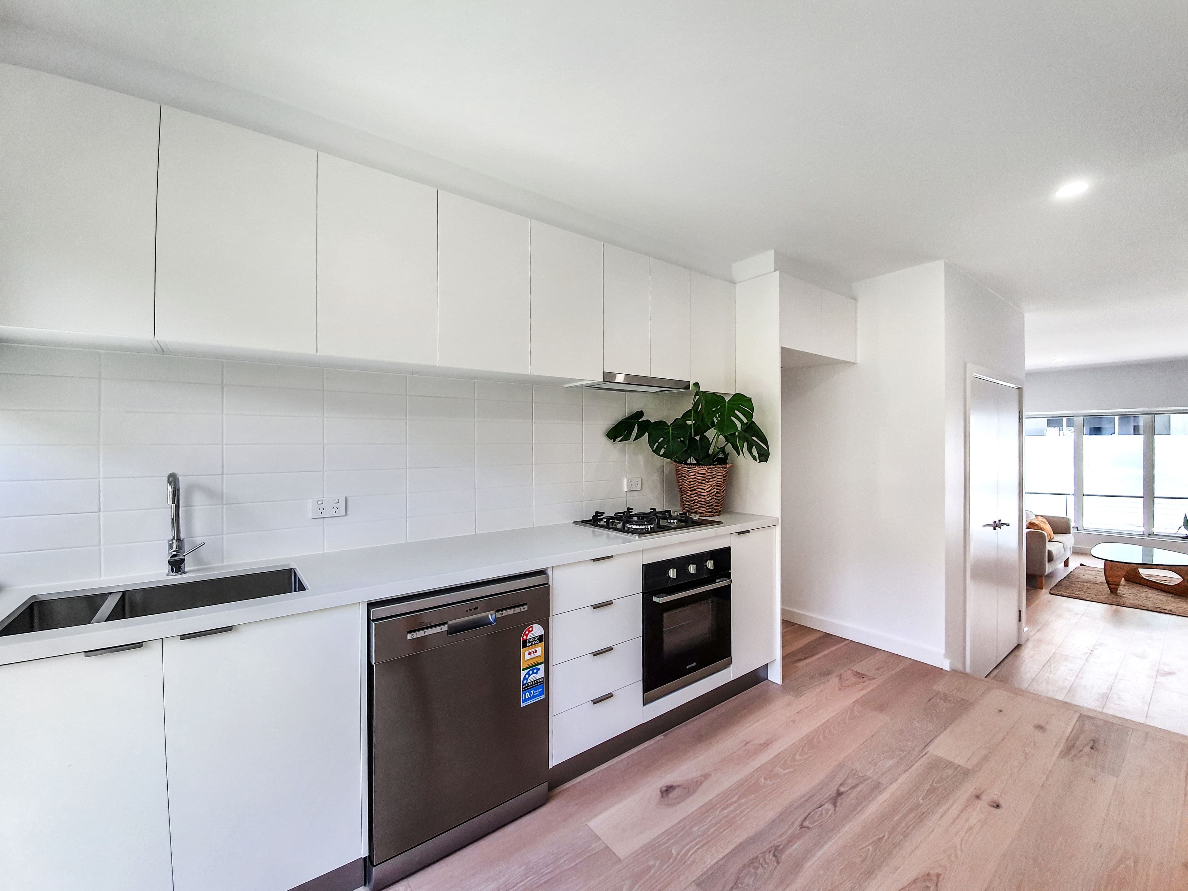 54 Barrabool Road, Highton VIC 3216, Highton - Thumbnail 4