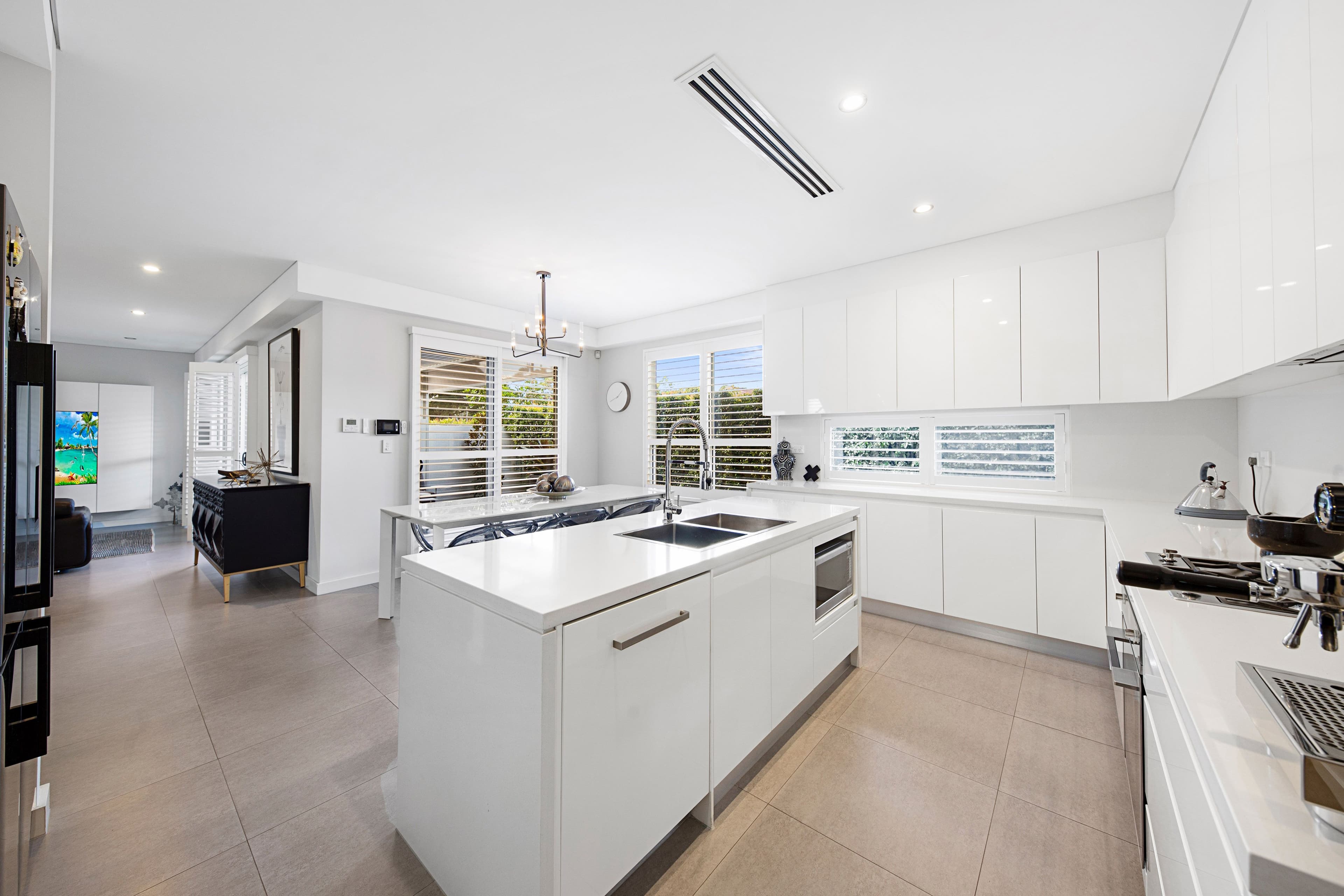 16-18 Dianella Street, Caringbah NSW 2229, Caringbah - Thumbnail 3
