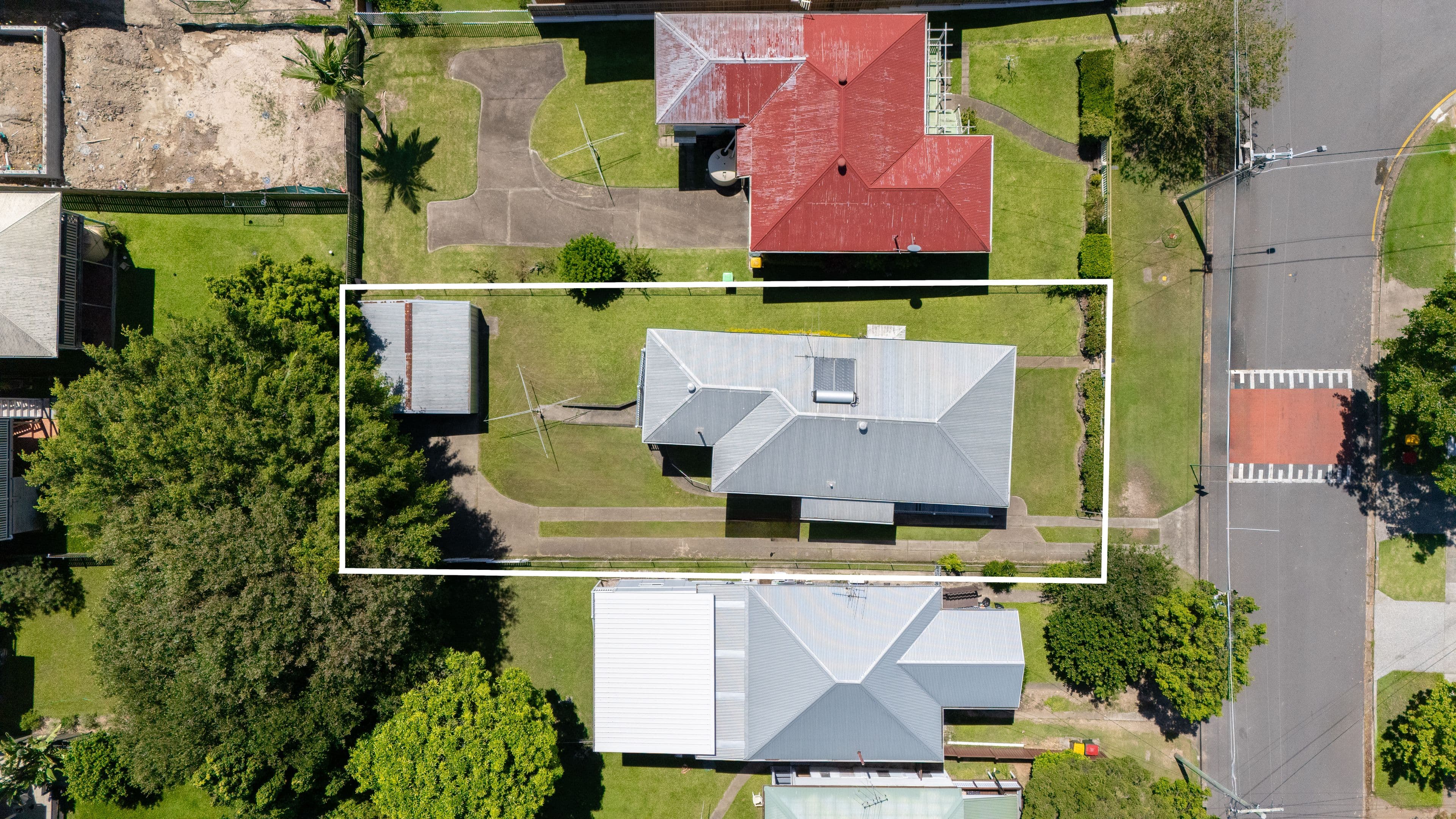 14 The Promenade, Camp Hill QLD 4152, Camp Hill - Thumbnail 2