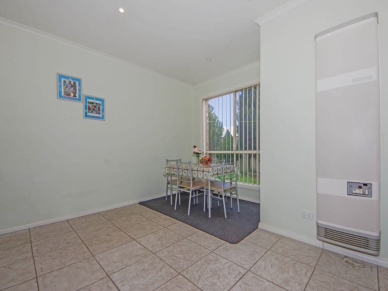45 Grevillea Crescent, Hoppers Crossing VIC 3029, Hoppers Crossing - Thumbnail 4