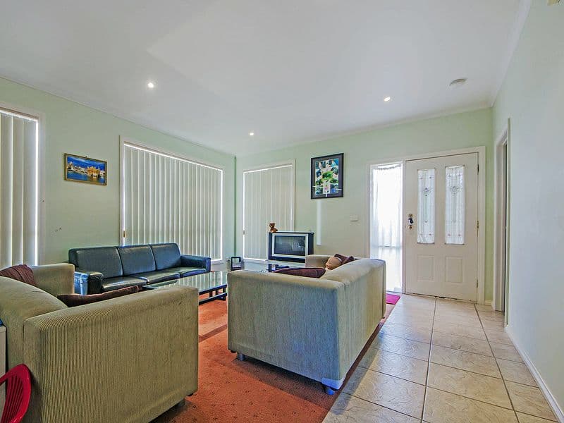 45 Grevillea Crescent, Hoppers Crossing VIC 3029, Hoppers Crossing - Thumbnail 6