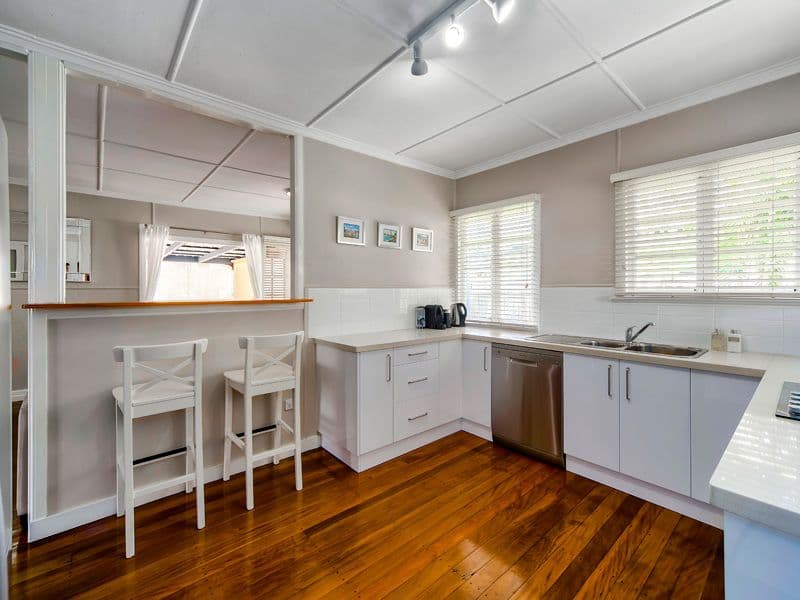 1 Dorothea Street, CANNON HILL QLD 4170, Cannon Hill - Thumbnail 4