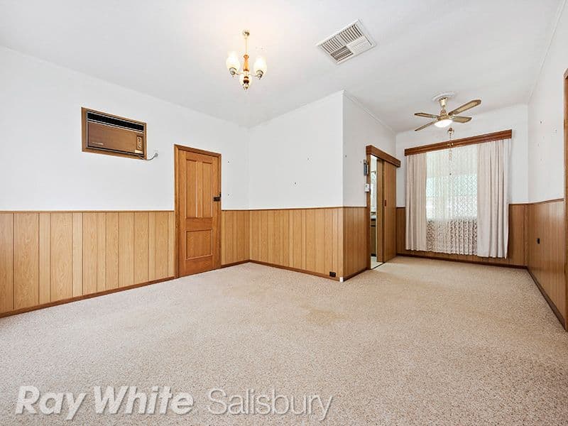18 Whitsbury Road, Elizabeth North SA 5113, Elizabeth North - Thumbnail 4