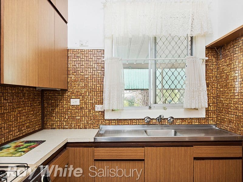 18 Whitsbury Road, Elizabeth North SA 5113, Elizabeth North - Thumbnail 7
