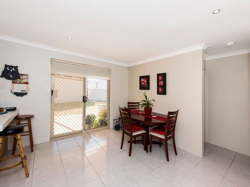 17B Dundee Close, Warnbro WA 6169, Warnbro - Thumbnail 4