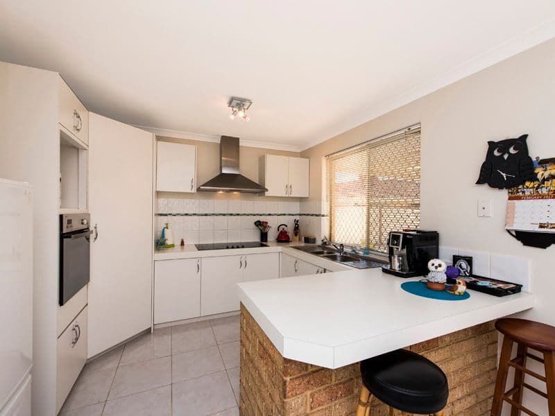 17B Dundee Close, Warnbro WA 6169, Warnbro - Thumbnail 5