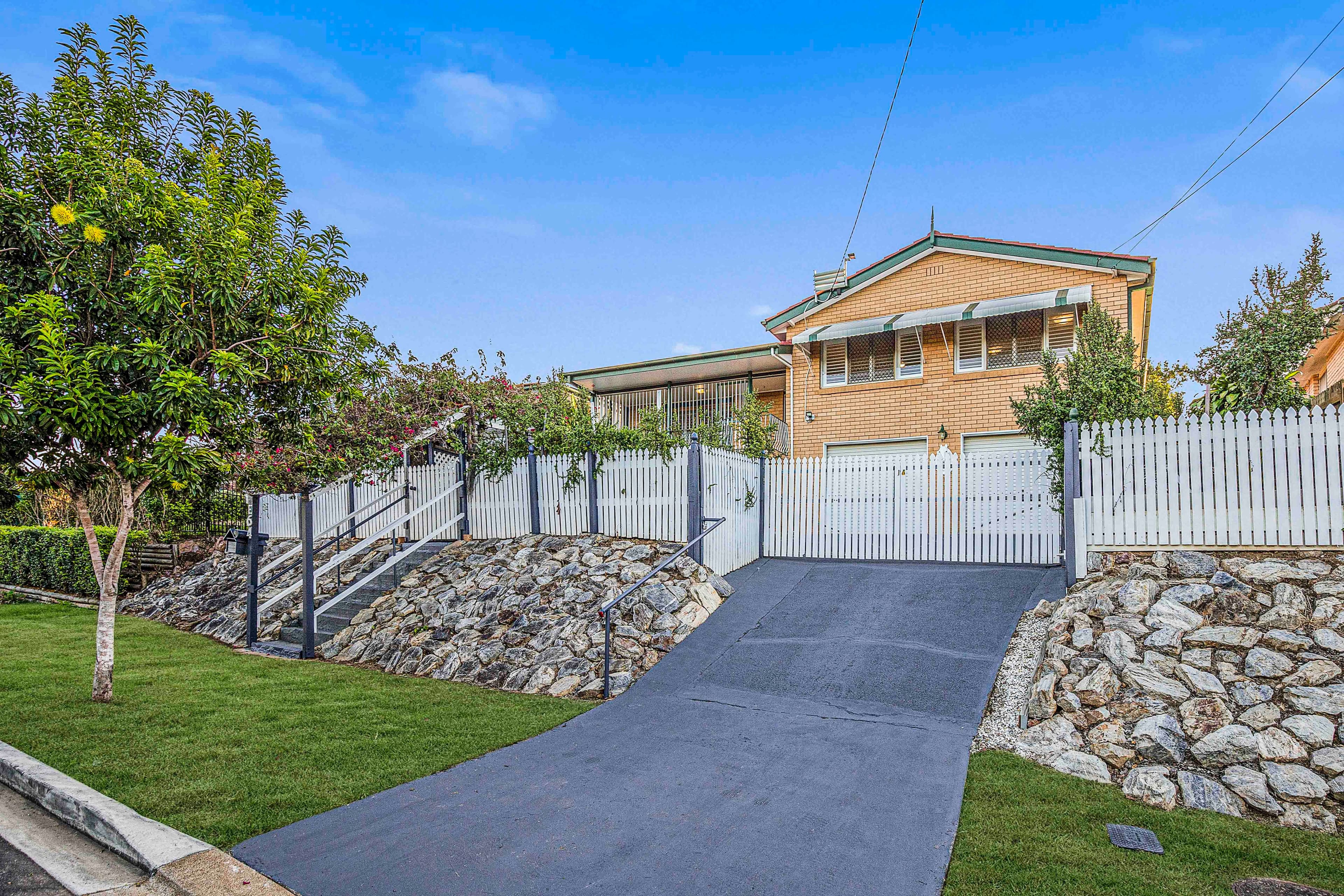 64 Mingera Street, Mansfield QLD 4122, Mansfield - Image 1