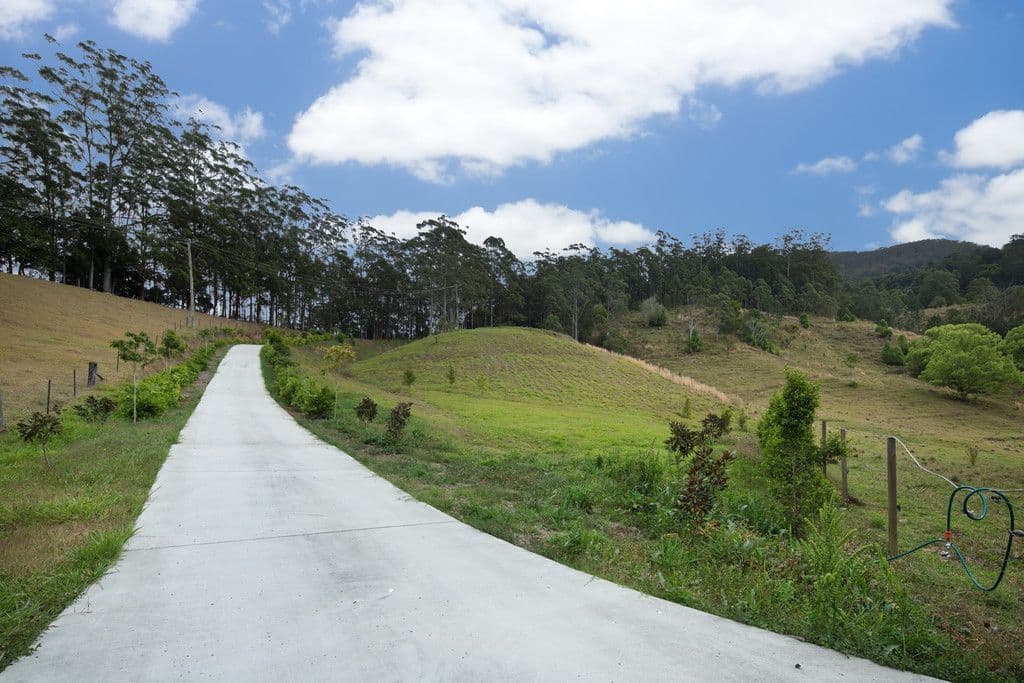 1484 Currumbin Creek Road, Currumbin Valley QLD 4223, Currumbin Valley - Thumbnail 3
