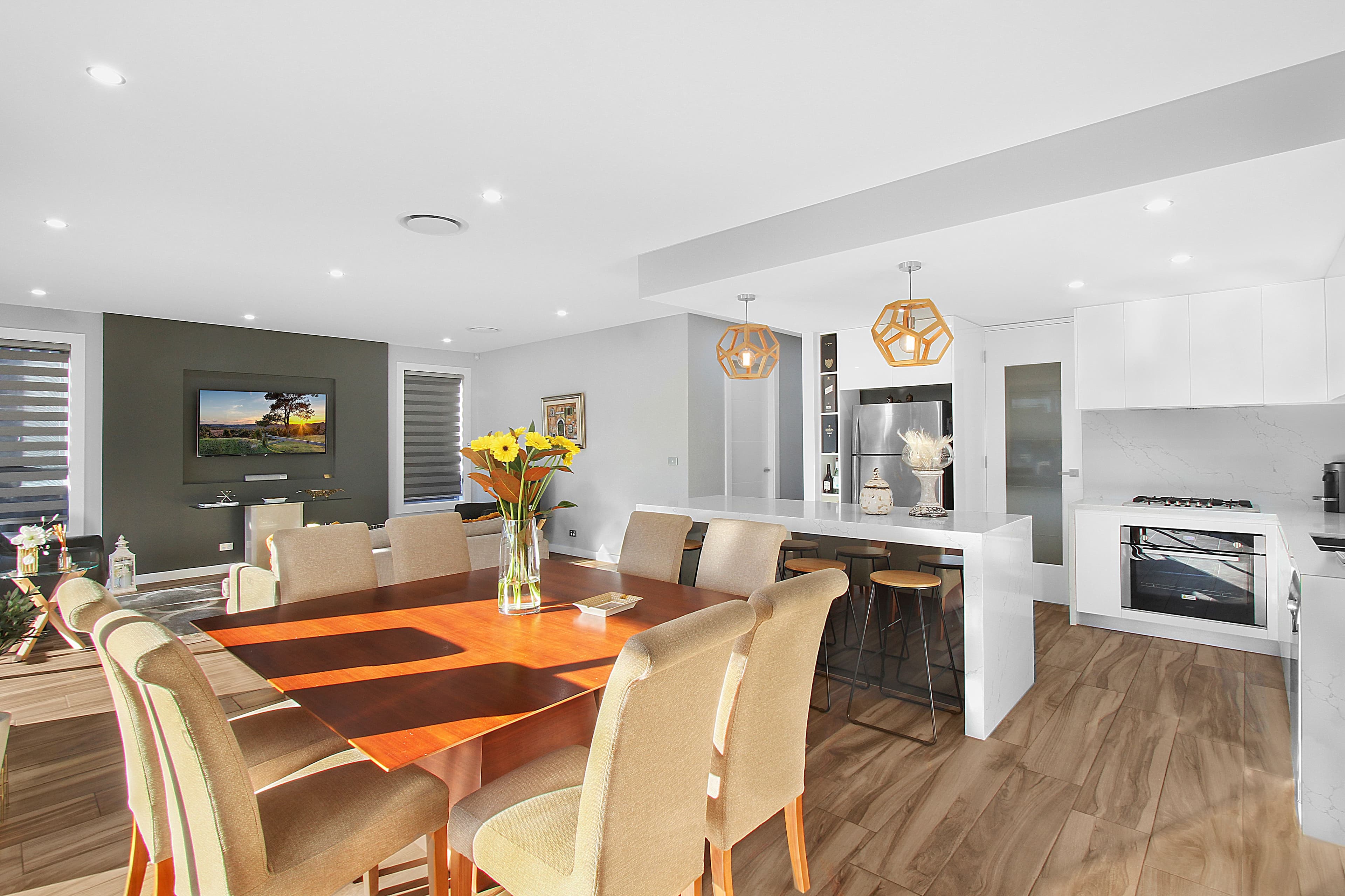 6 Little John Street, Middleton Grange - Thumbnail 4