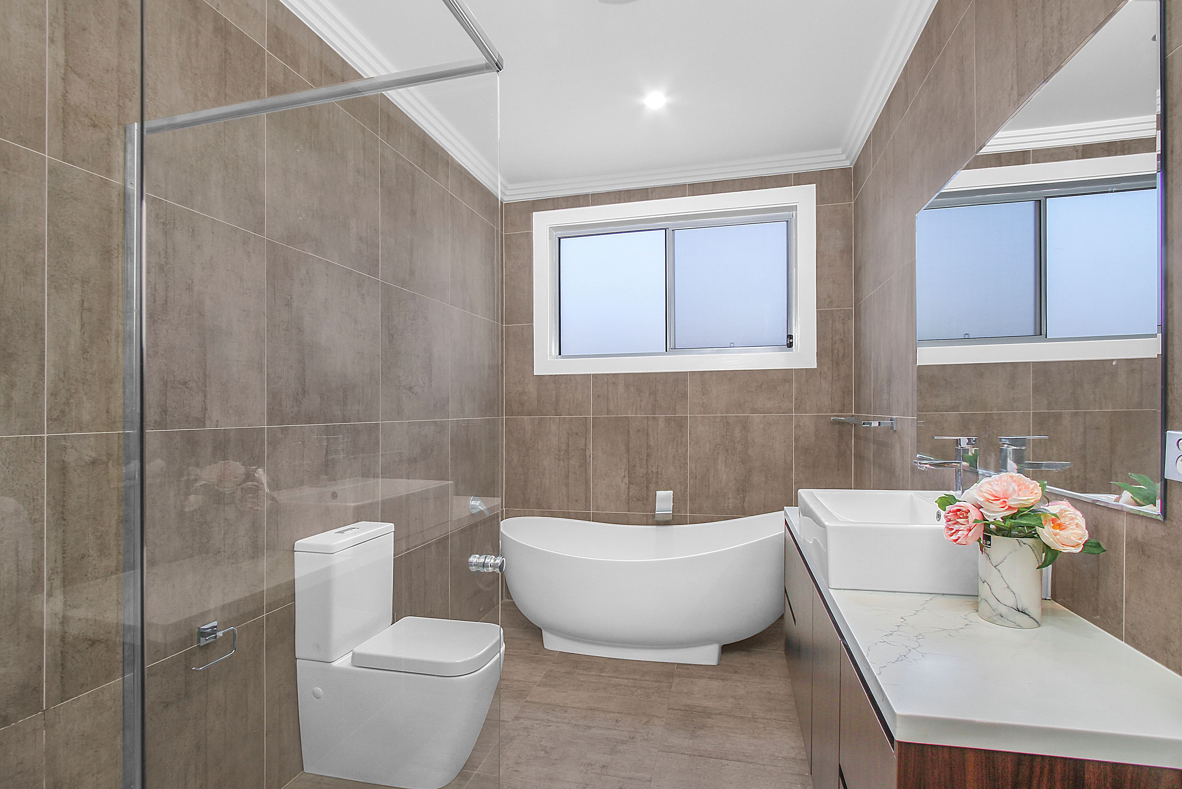 6 Little John Street, Middleton Grange - Thumbnail 7