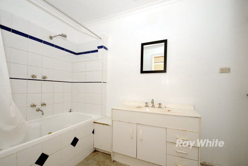 66 Marklin Street, CRANBOURNE VIC 3977, Cranbourne - Thumbnail 8