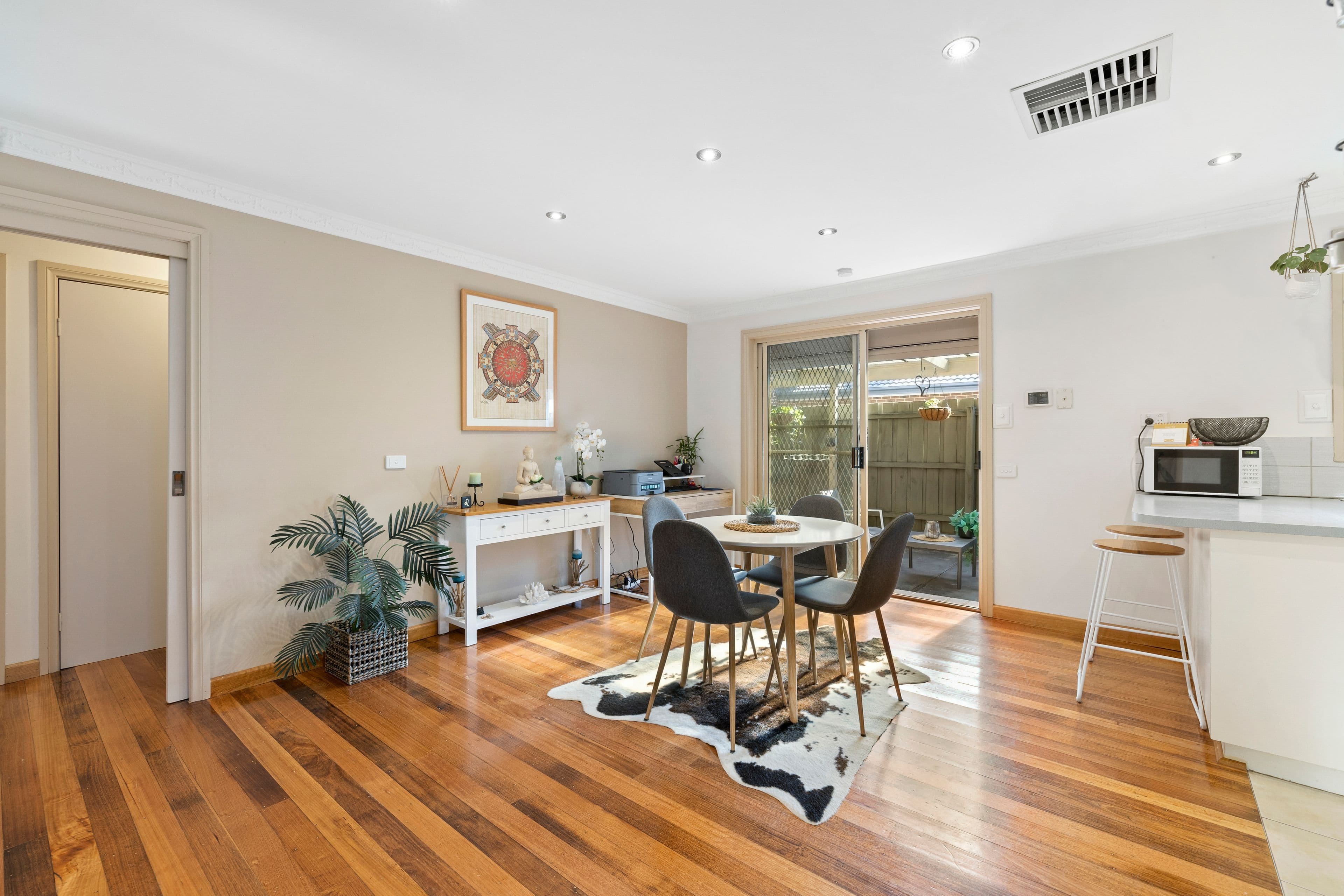 73 Kathryn Road, Knoxfield VIC 3180, Knoxfield - Thumbnail 5