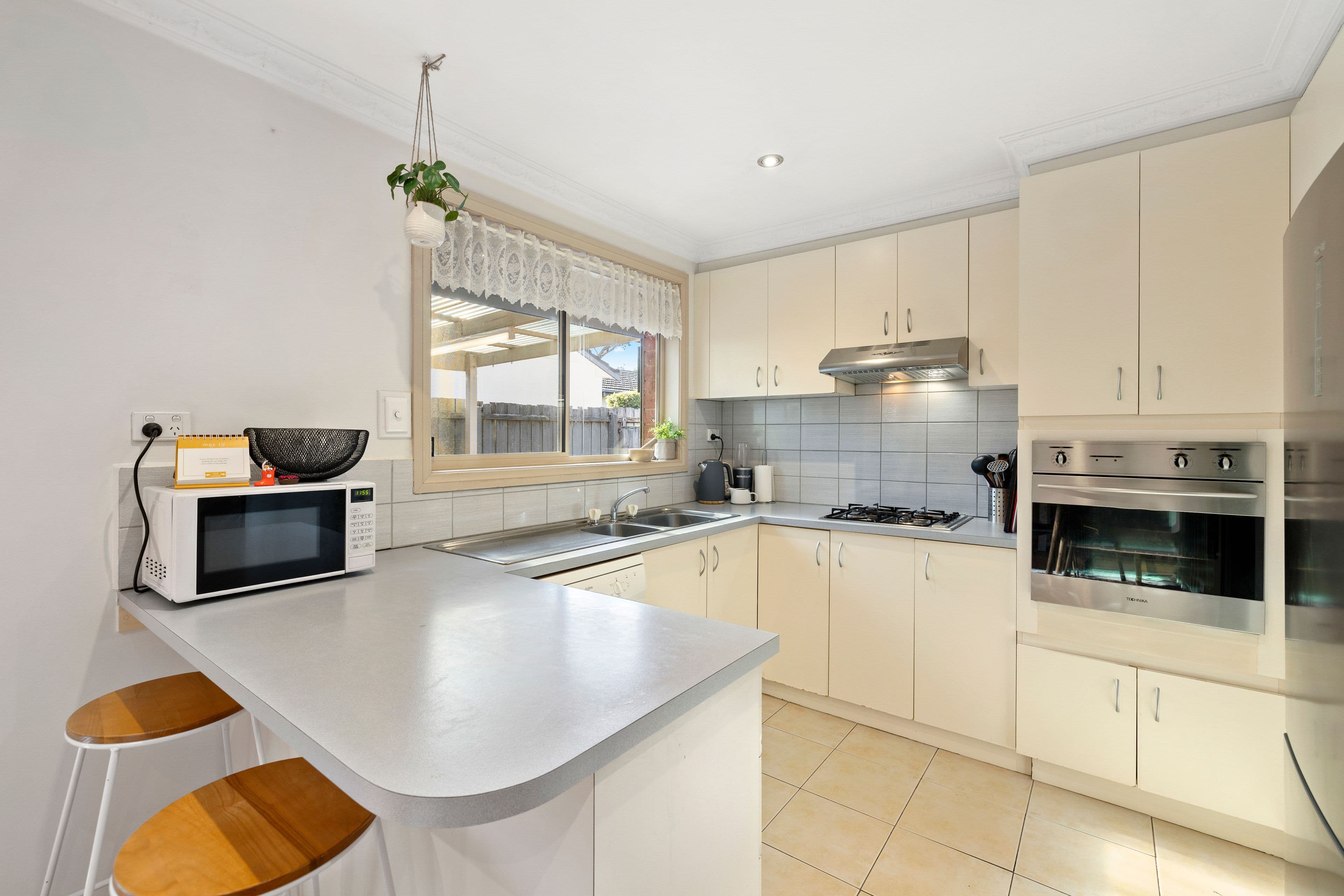 73 Kathryn Road, Knoxfield VIC 3180, Knoxfield - Thumbnail 8