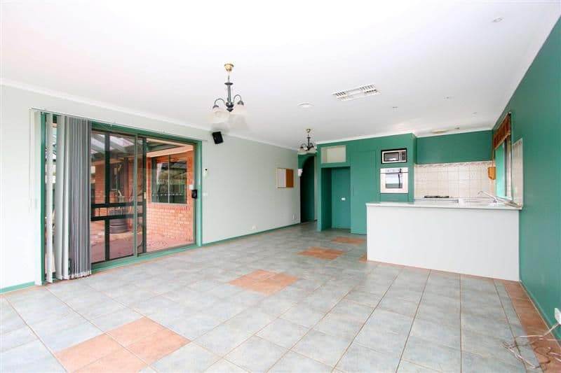18 Farmhouse Court, SYDENHAM VIC 3037, Sydenham - Thumbnail 3