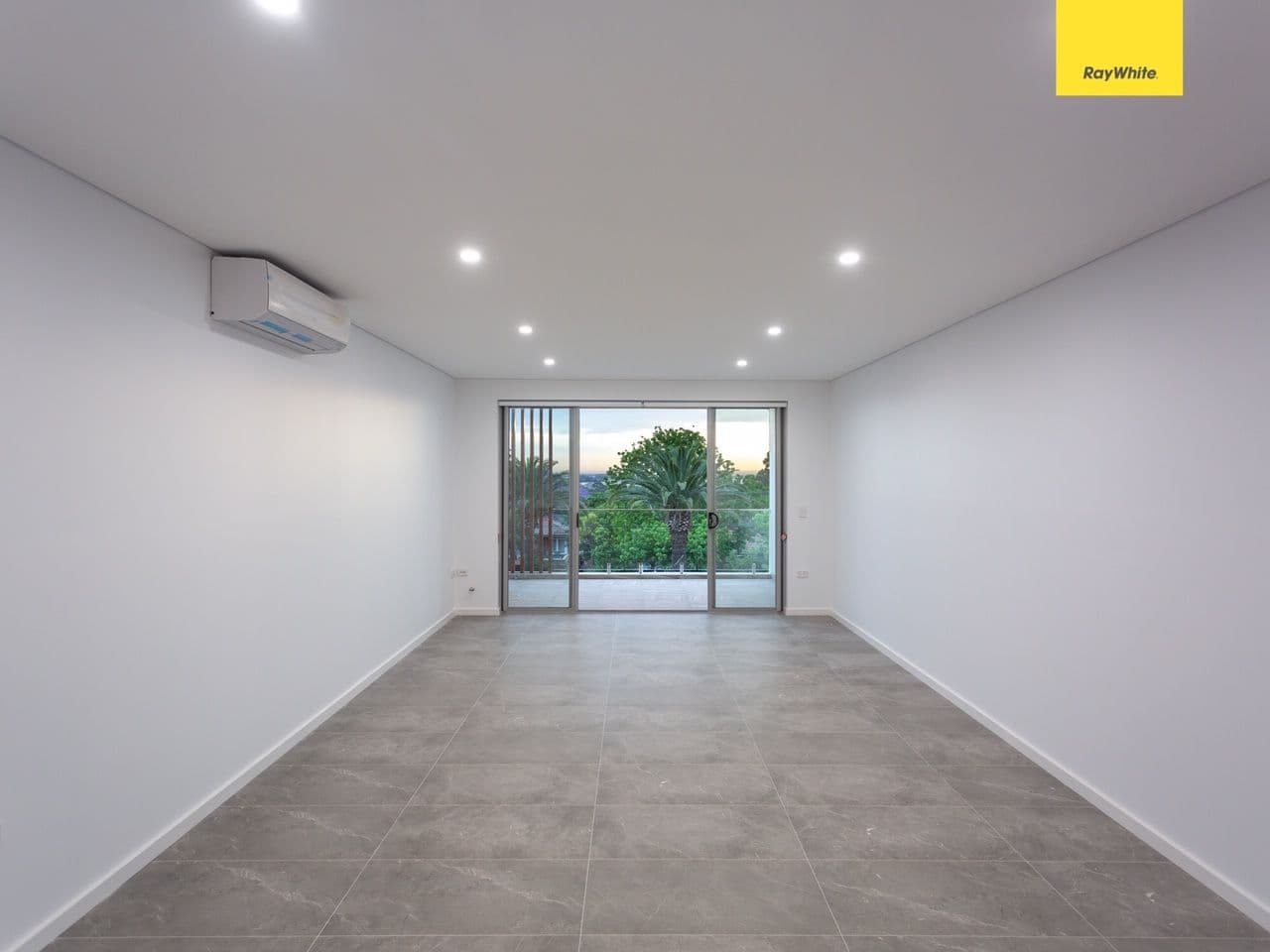 42 Hillcrest, Punchbowl NSW 2196, Punchbowl - Thumbnail 3