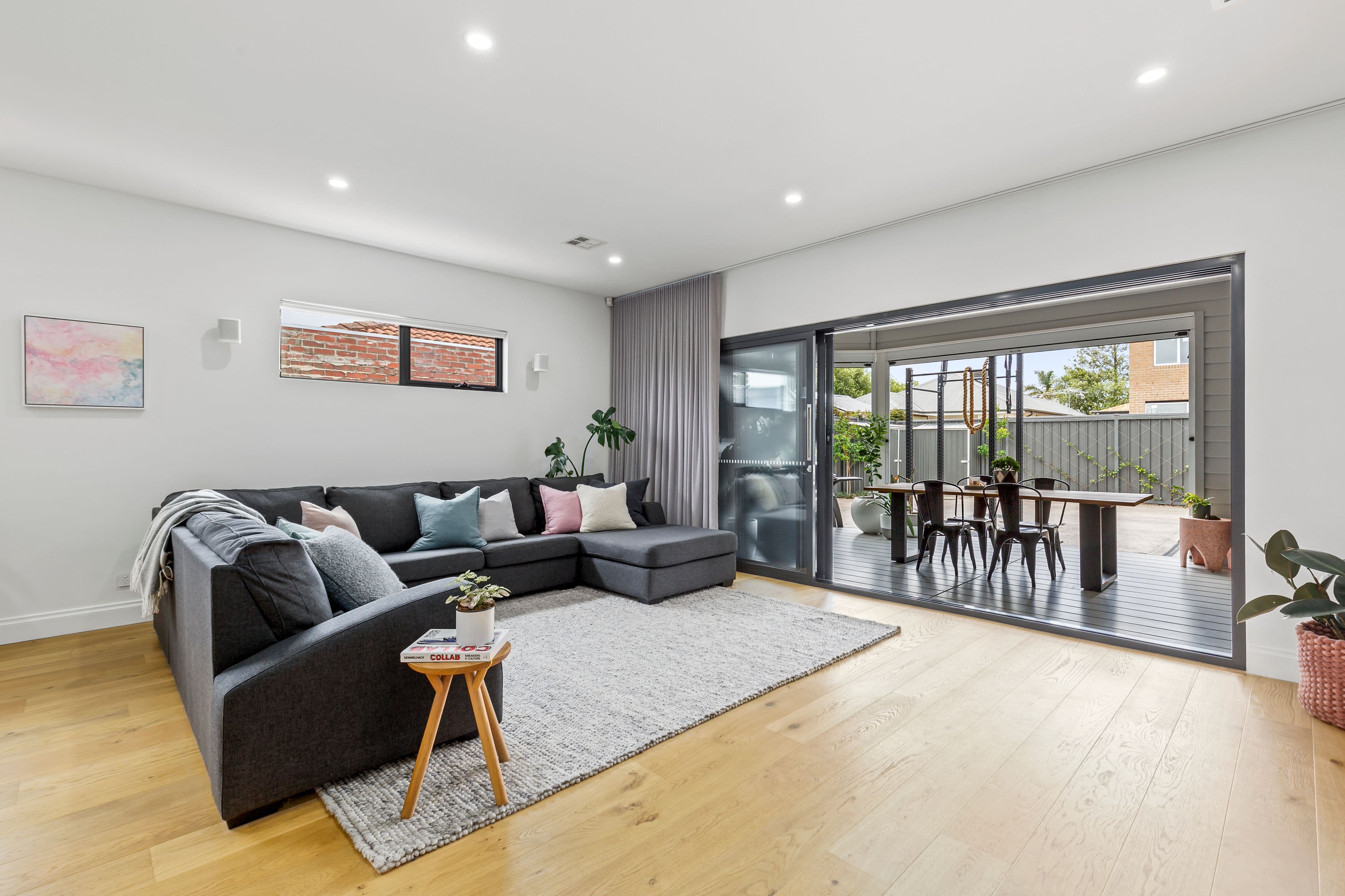 18 Hanley Street, Avondale Heights VIC 3034, Avondale Heights - Thumbnail 2