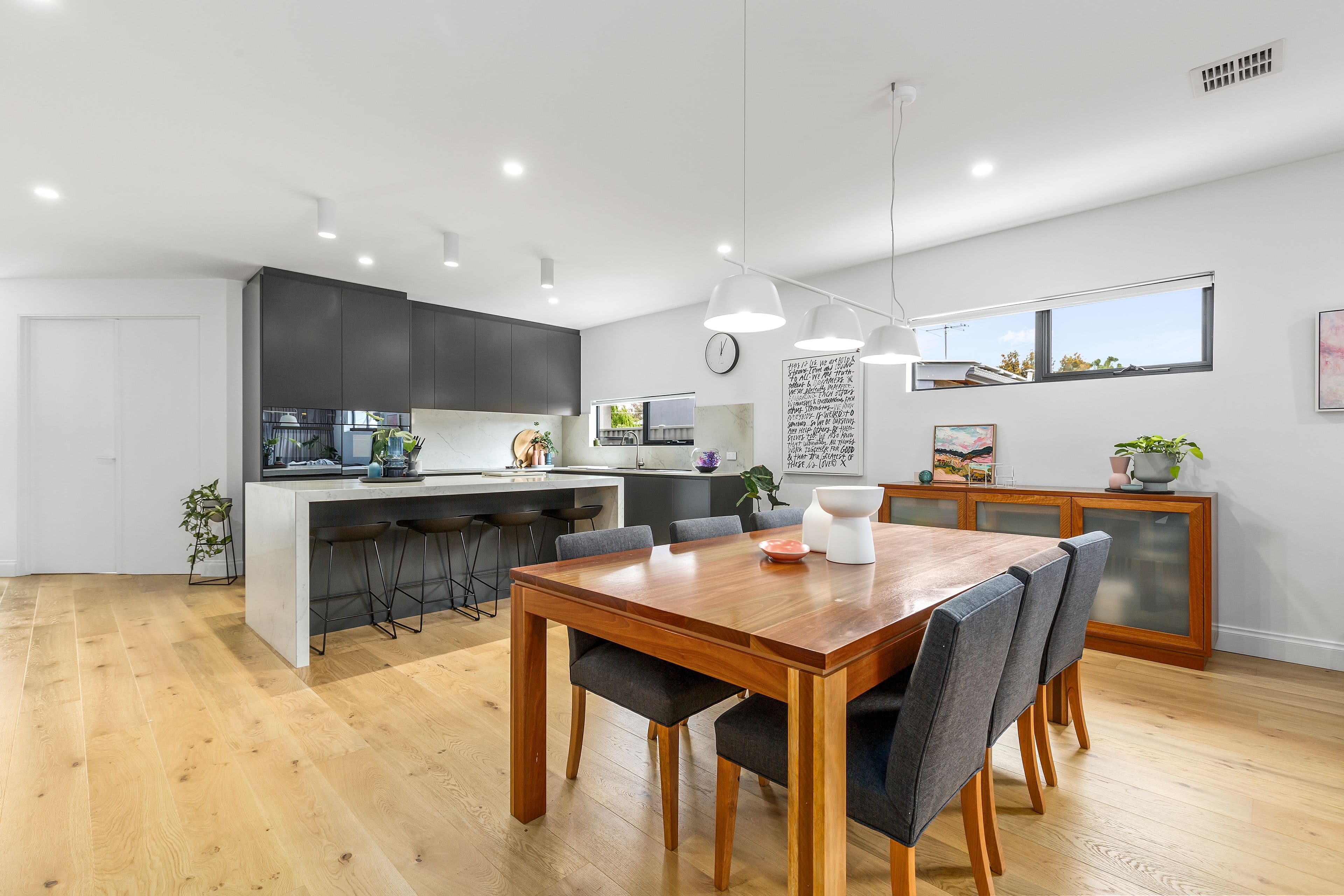 18 Hanley Street, Avondale Heights VIC 3034, Avondale Heights - Thumbnail 4