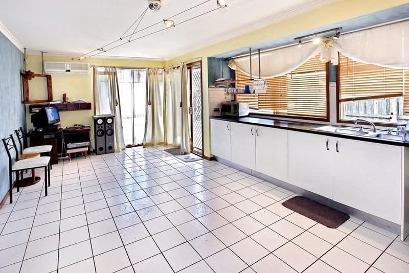 21 Railway Avenue, LAVERTON VIC 3028, Laverton - Thumbnail 4