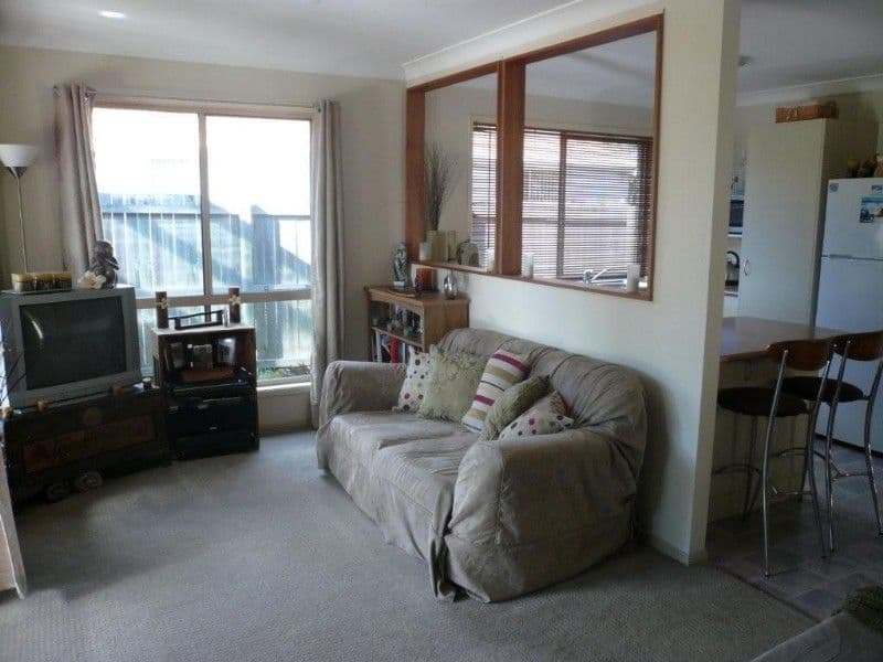 179 Greenacre Drive, ARUNDEL QLD 4214, Arundel - Thumbnail 3