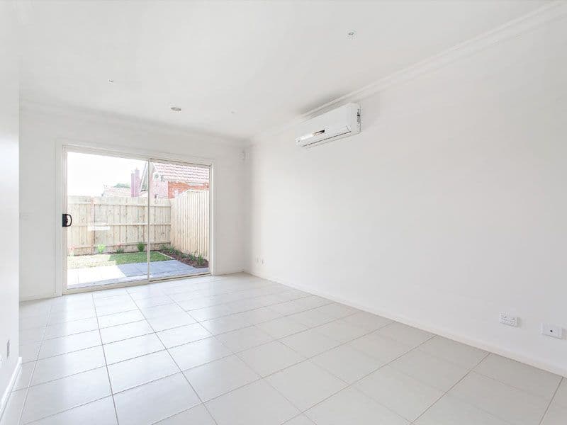 15a Box Court, BENTLEIGH EAST VIC 3165, Bentleigh East - Thumbnail 2