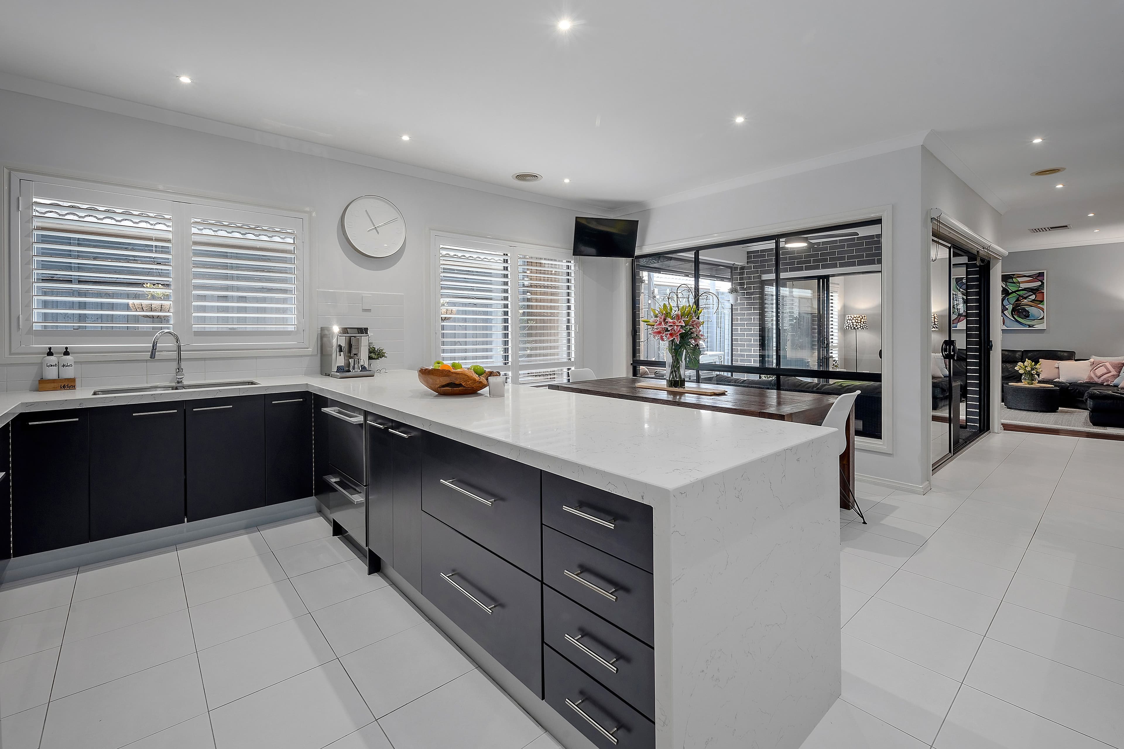22 Neddletail Crescent, South Morang VIC 3752, South Morang - Thumbnail 4