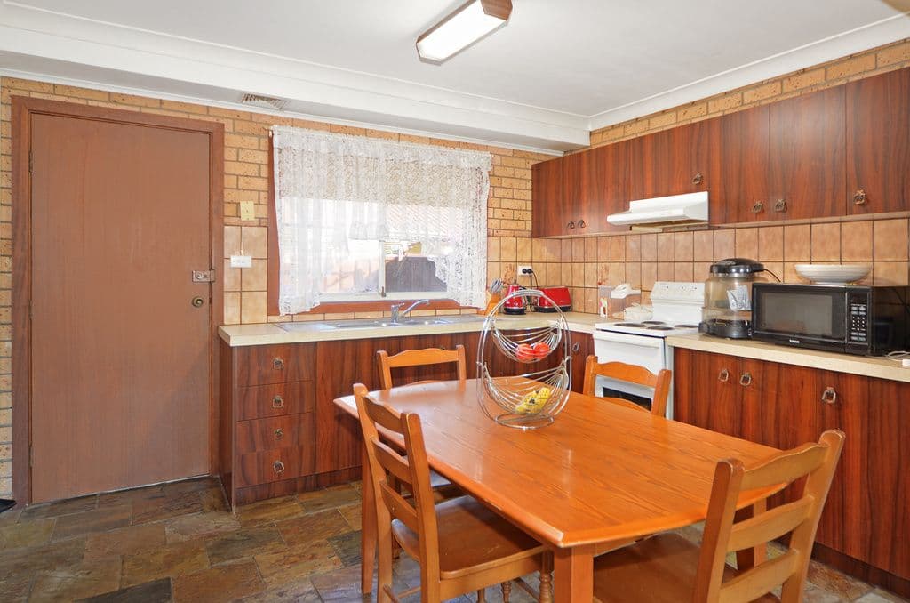 54 Peterborough Avenue, Lake Illawarra NSW 2528, Lake Illawarra - Thumbnail 4