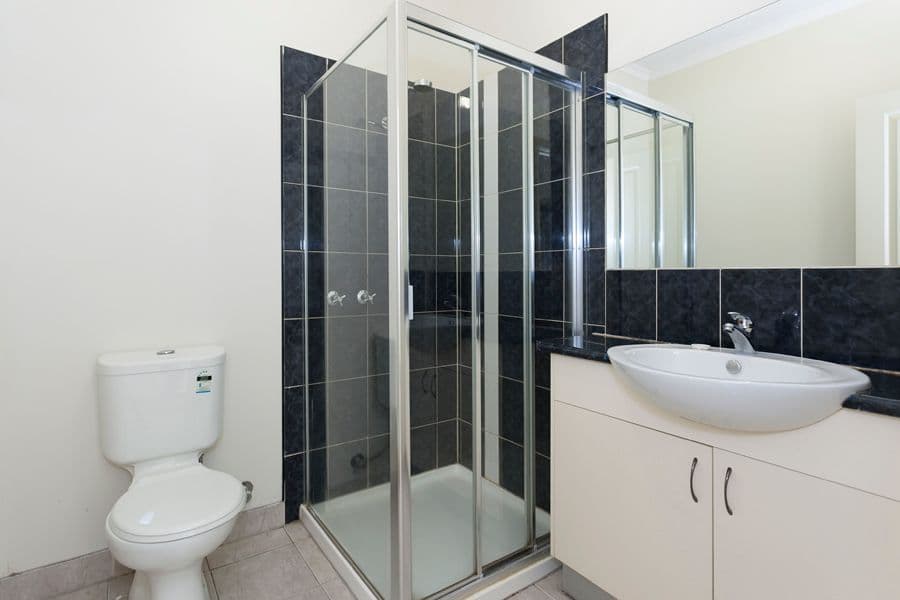 44 Howardson Circuit, ST ALBANS VIC 3021, St Albans - Thumbnail 7