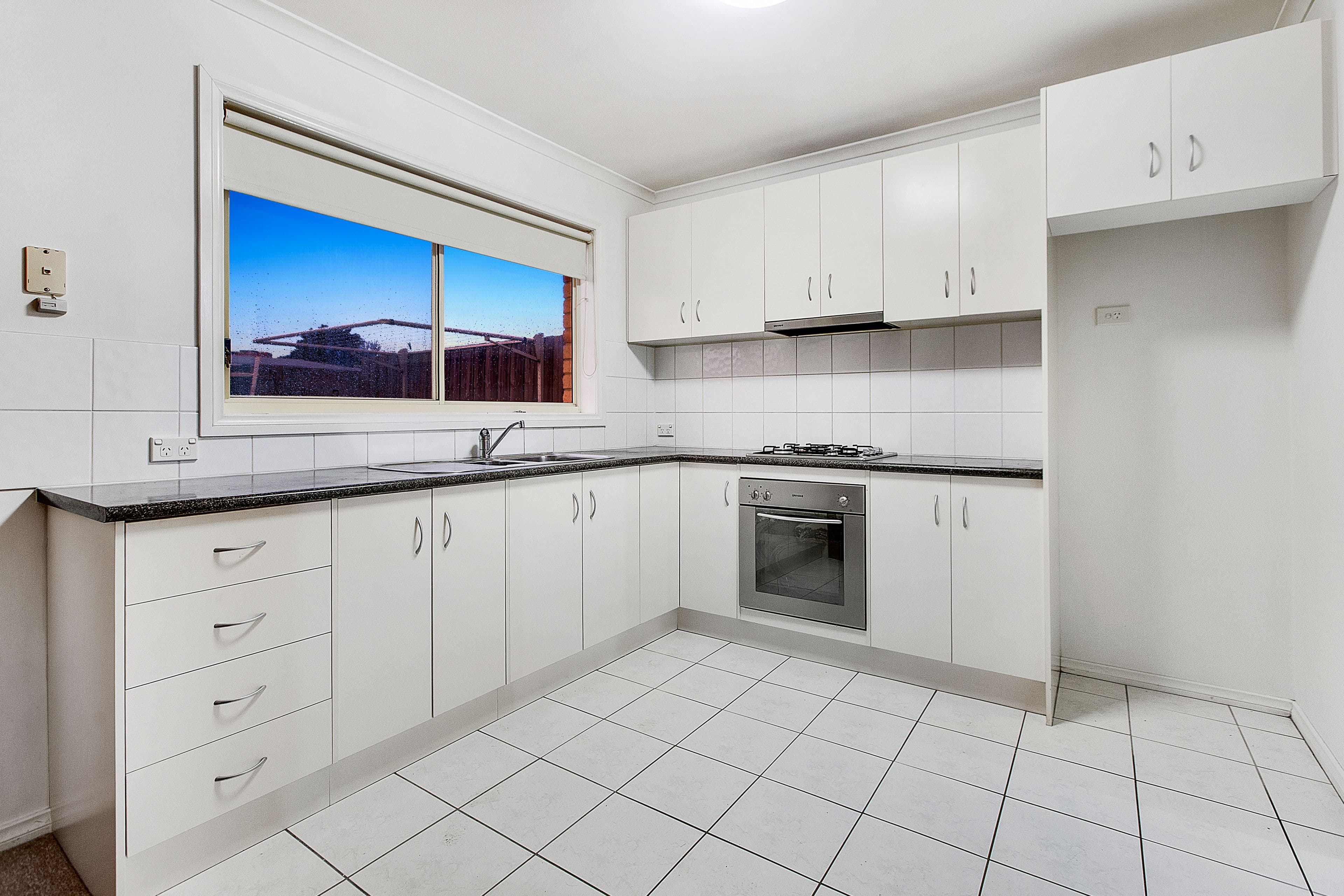 4 Barak Court, Frankston VIC 3199, Frankston - Thumbnail 2