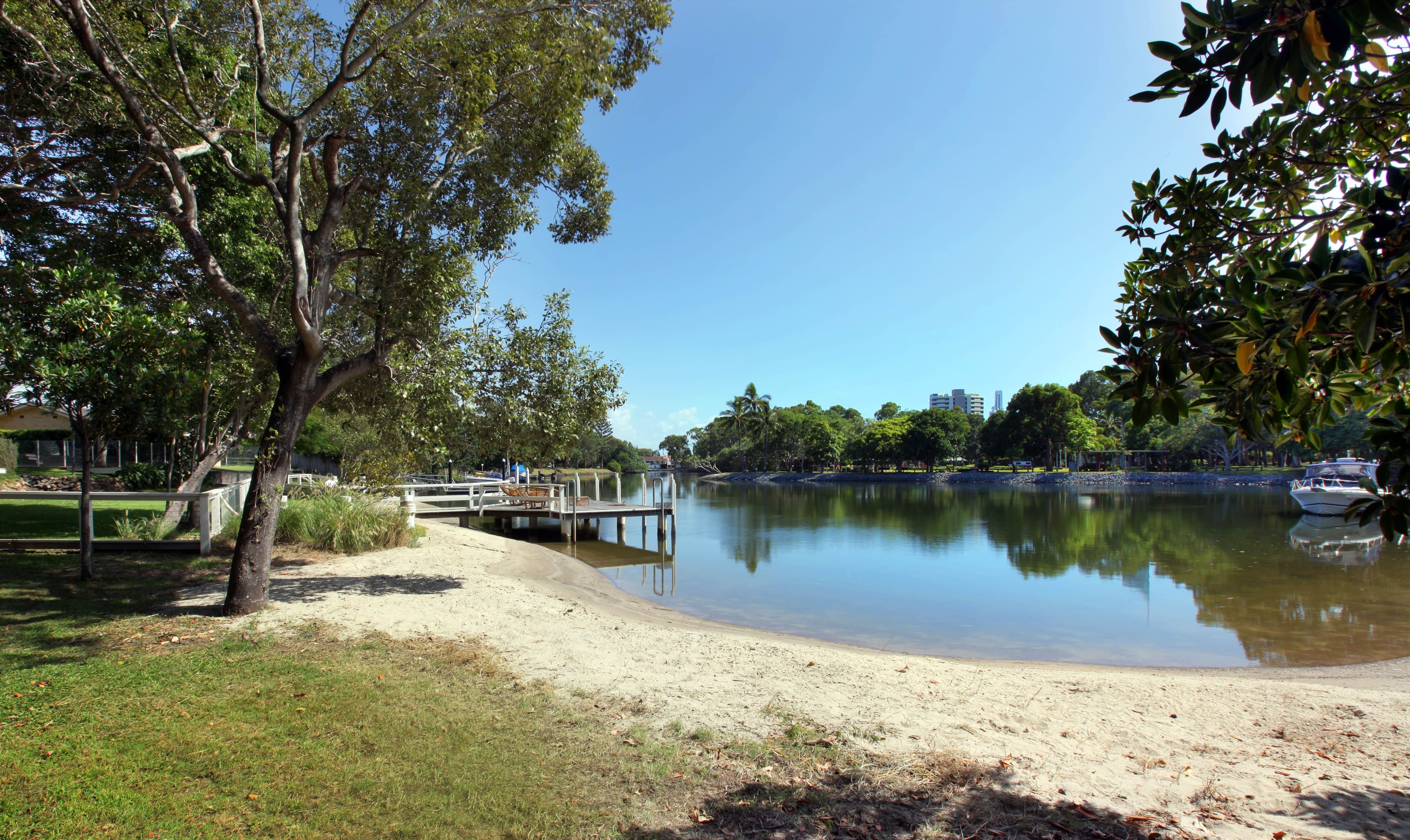86-88 Savoy Drive, Broadbeach Waters QLD 4218, Broadbeach Waters - Thumbnail 6