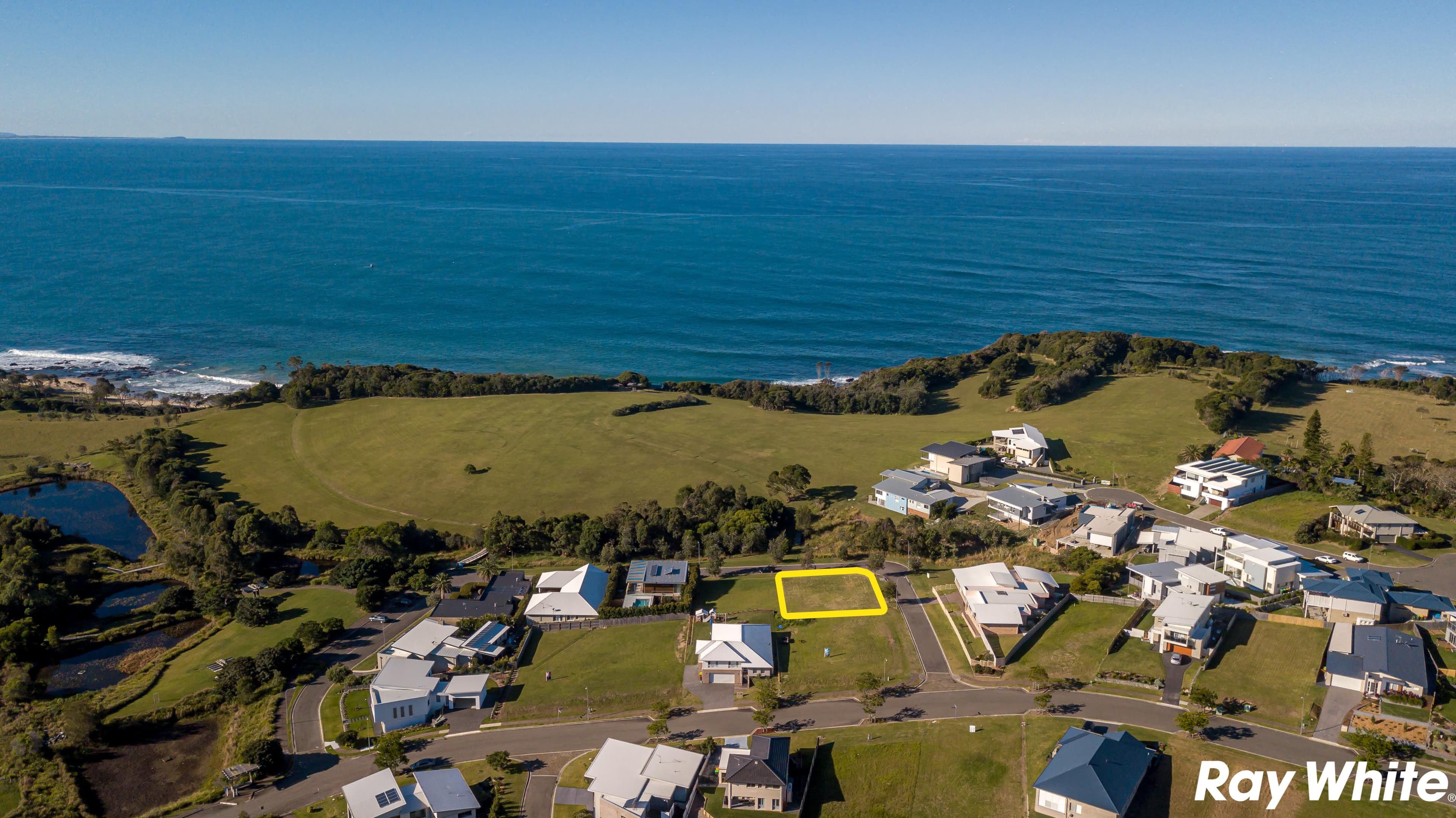 13 Glenelg Crescent, Red Head NSW 2430, Red Head - Thumbnail 3