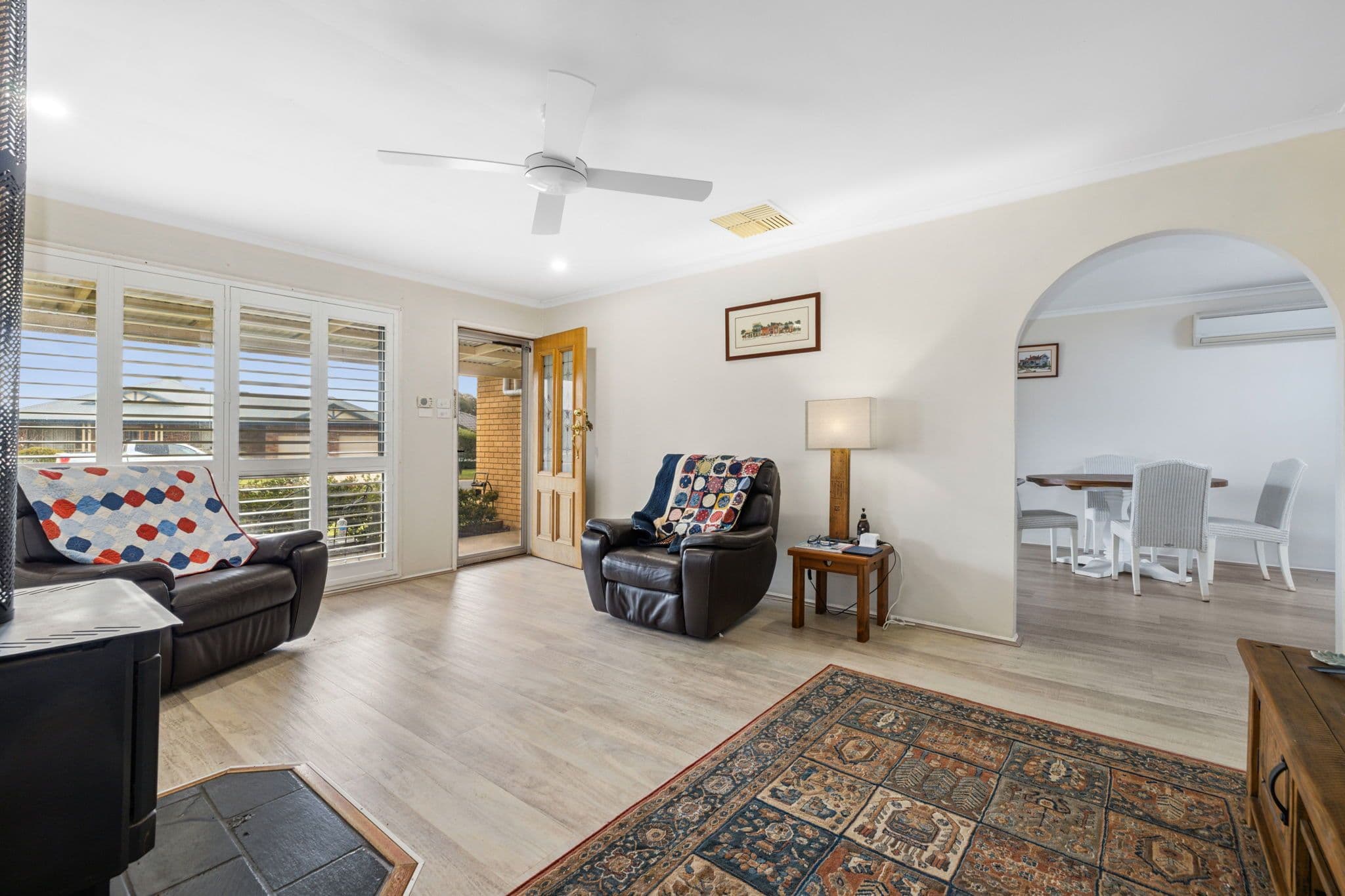 6 Gibson Avenue, Harden NSW 2587, Harden - Thumbnail 2