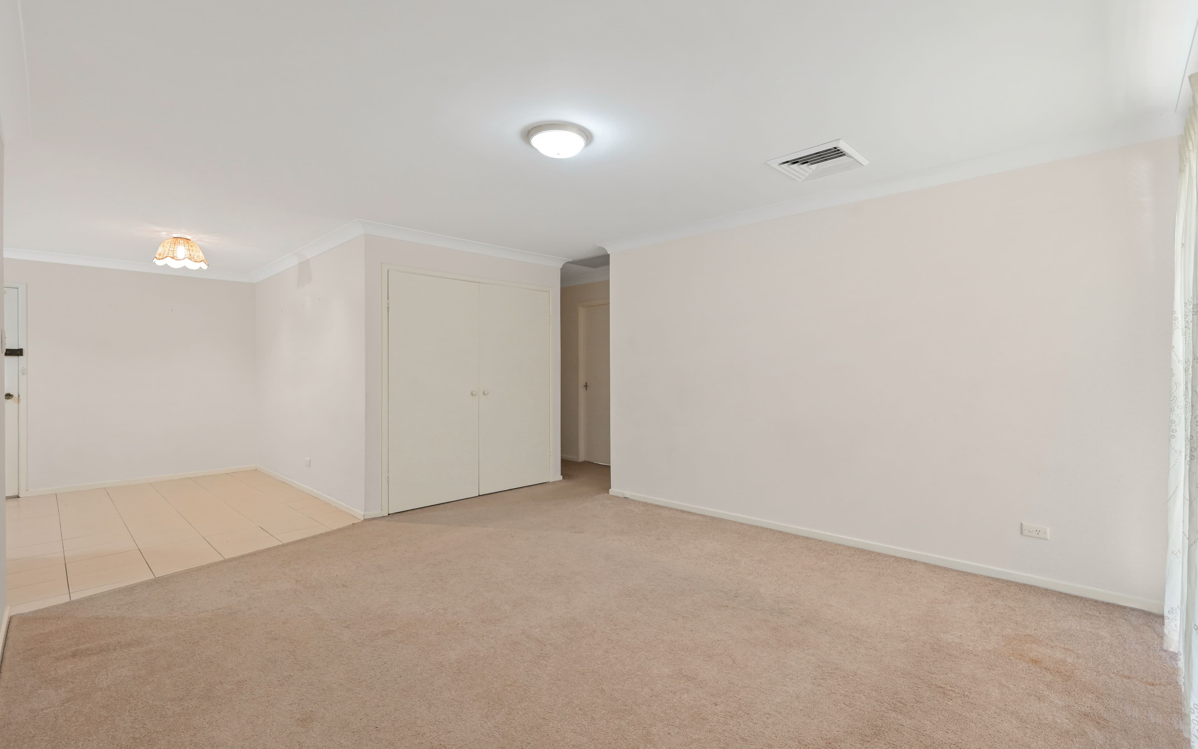 7/3 First Avenue, Macquarie Fields NSW 2564, Macquarie Fields - Thumbnail 2
