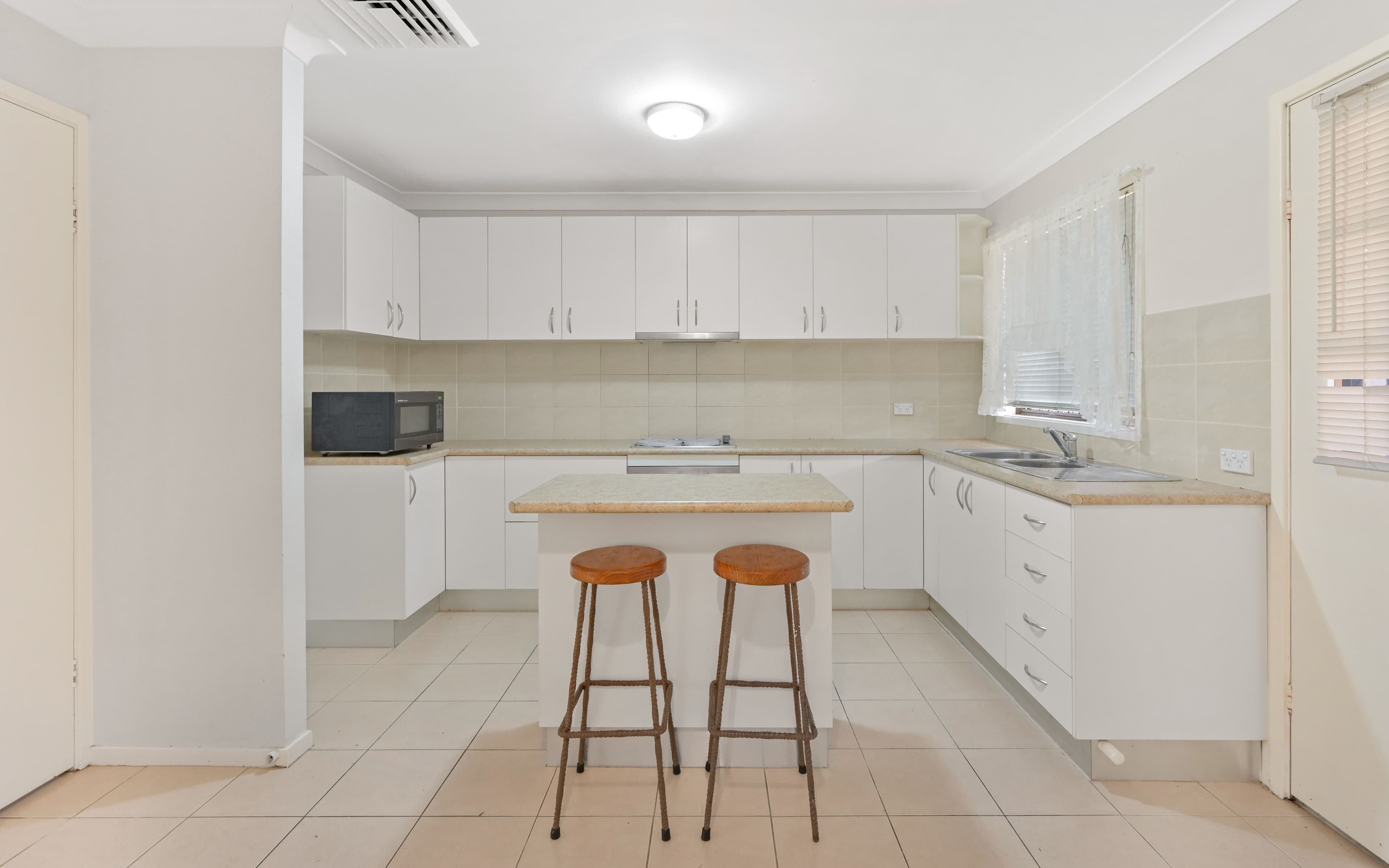 7/3 First Avenue, Macquarie Fields NSW 2564, Macquarie Fields - Thumbnail 5