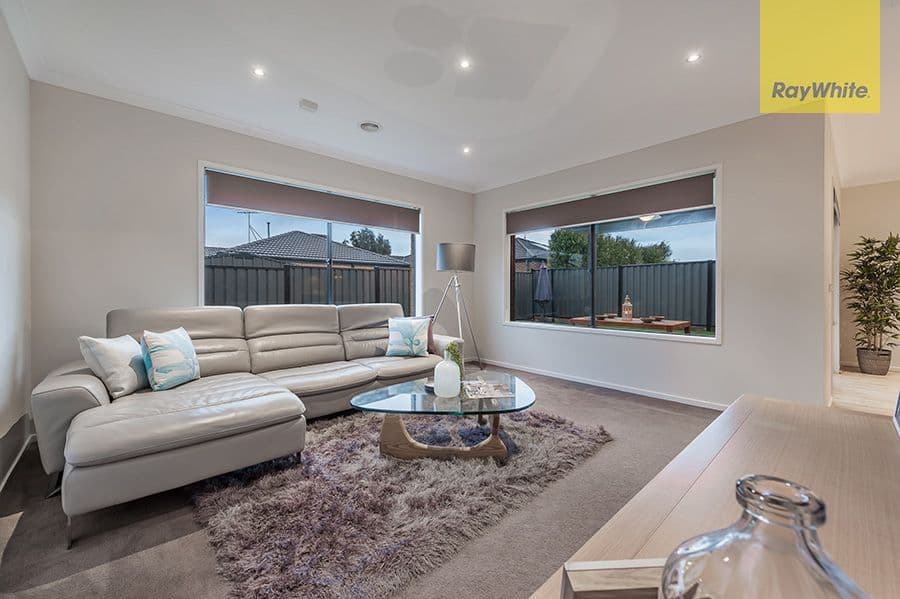 32 Viewside Crescent, Craigieburn VIC 3064, Craigieburn - Thumbnail 8