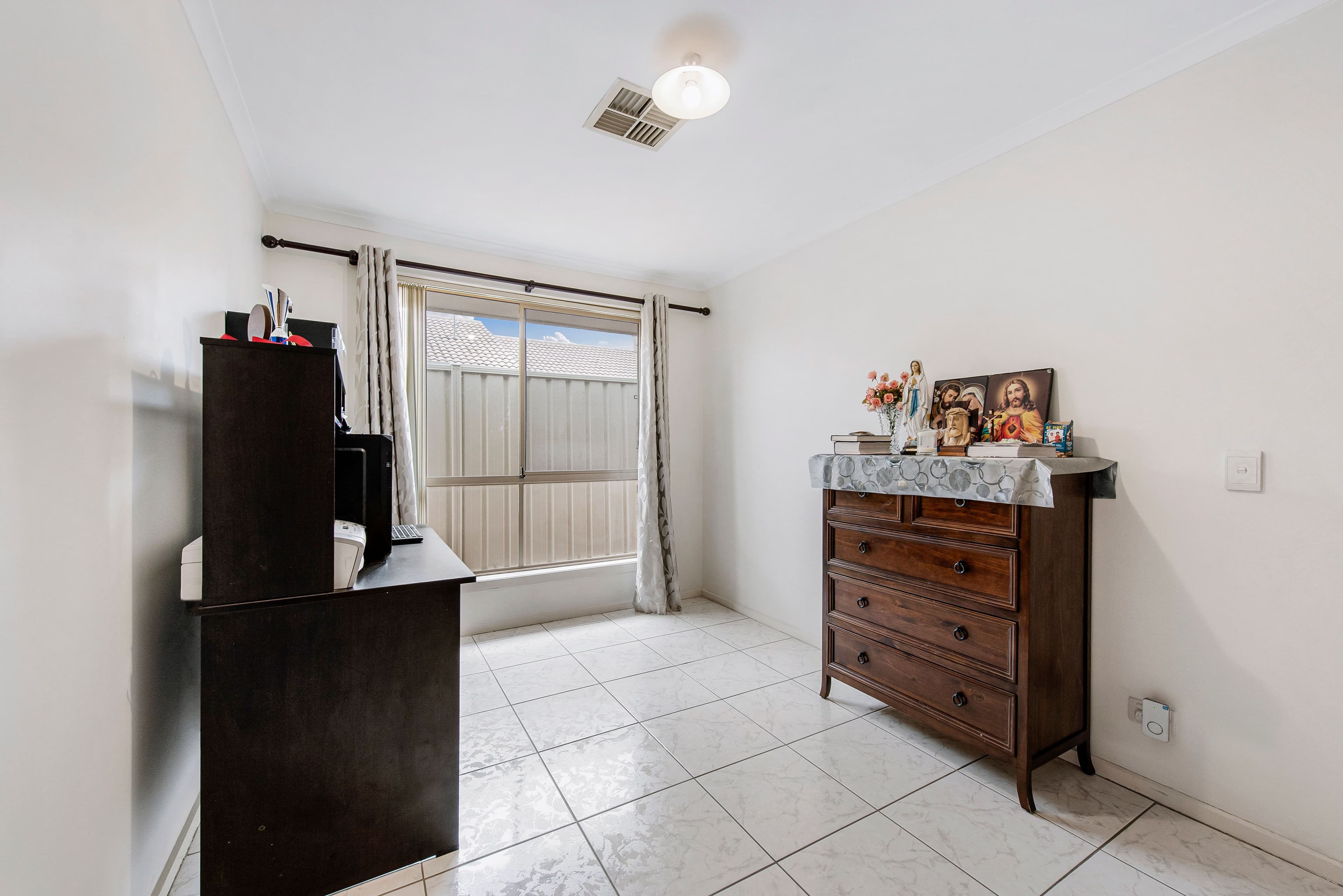8 Yeats Drive, Delahey VIC 3037, Delahey - Thumbnail 5
