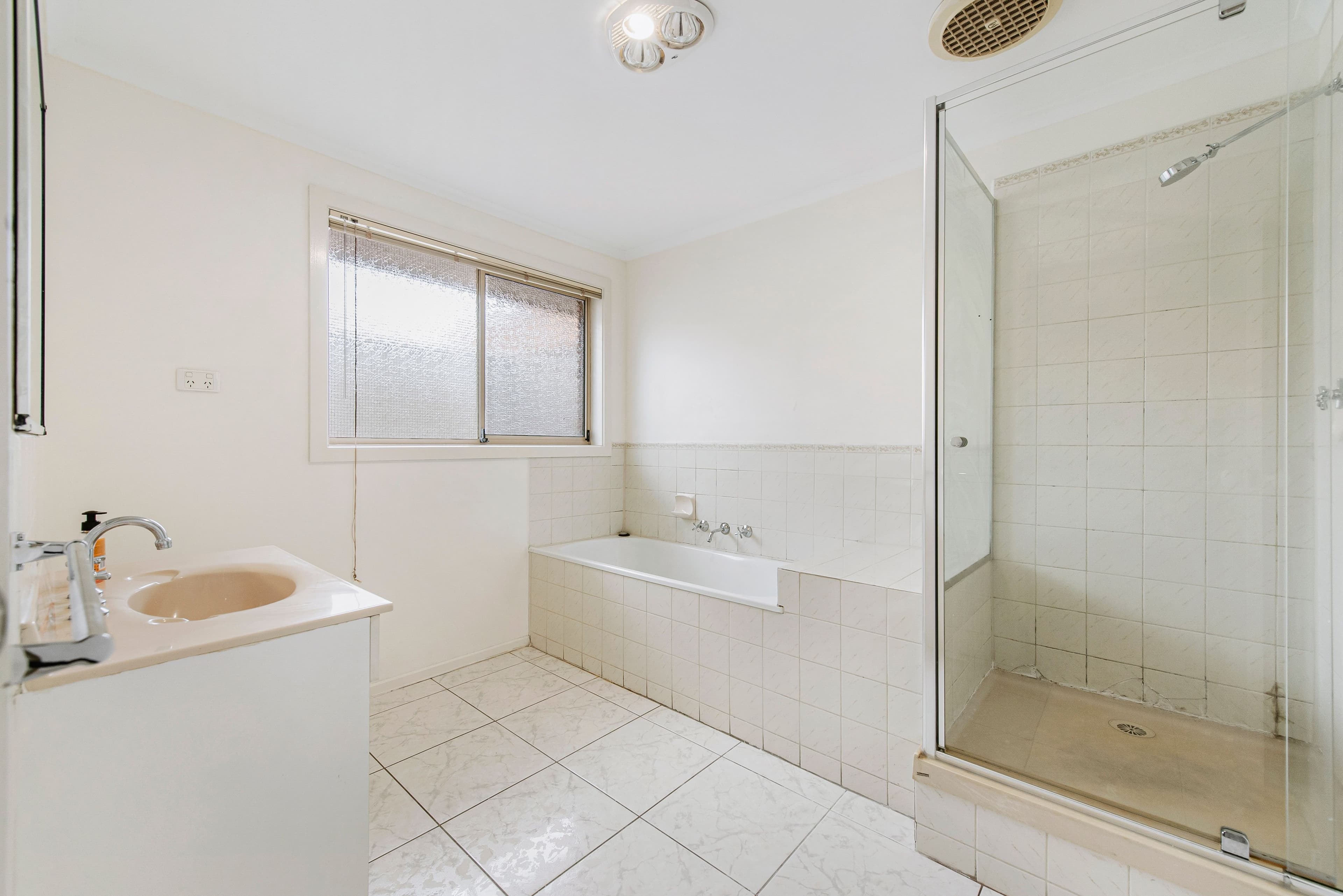8 Yeats Drive, Delahey VIC 3037, Delahey - Thumbnail 6
